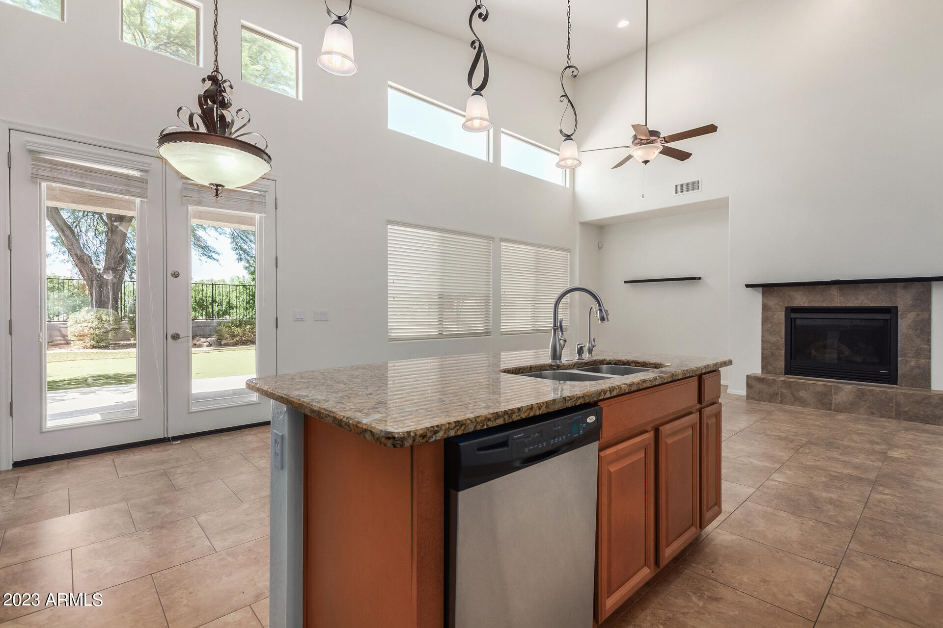 11428 E SONRISA Avenue