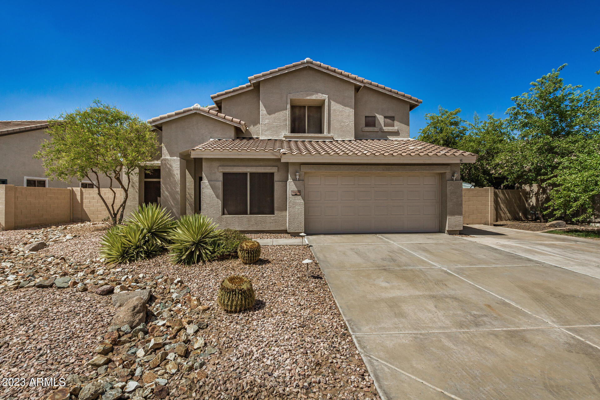 11428 E SONRISA Avenue