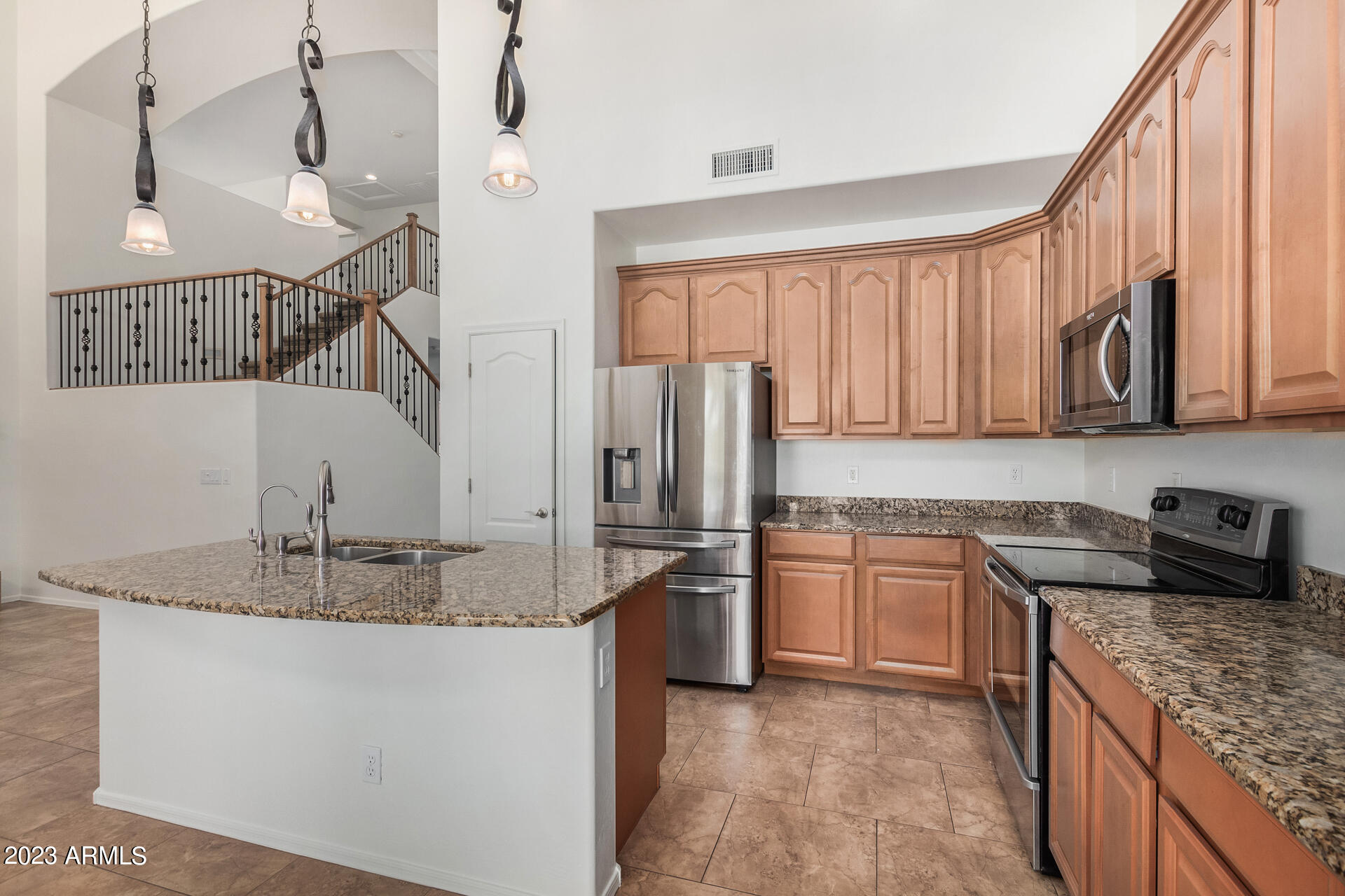 11428 E SONRISA Avenue