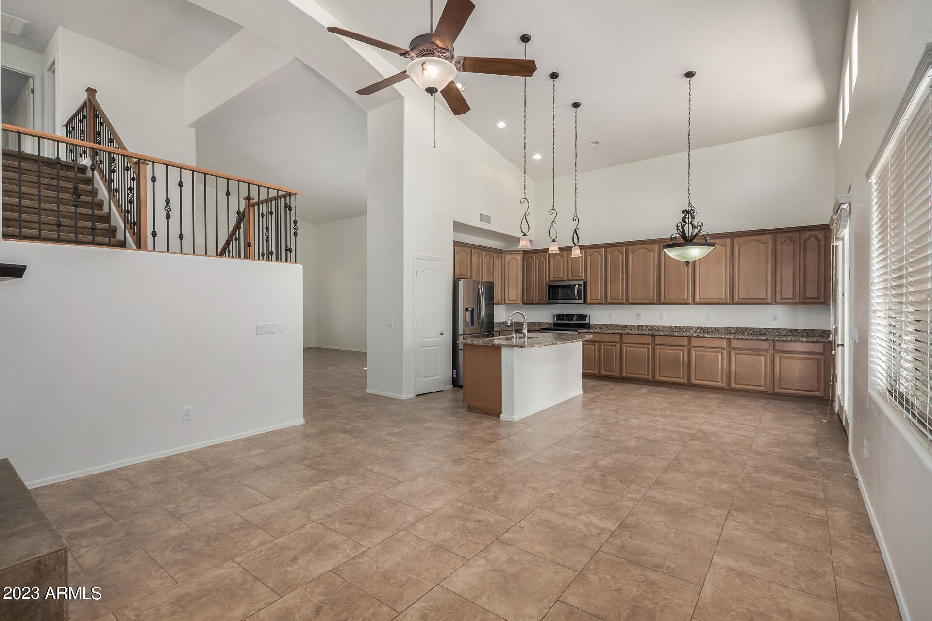 11428 E SONRISA Avenue