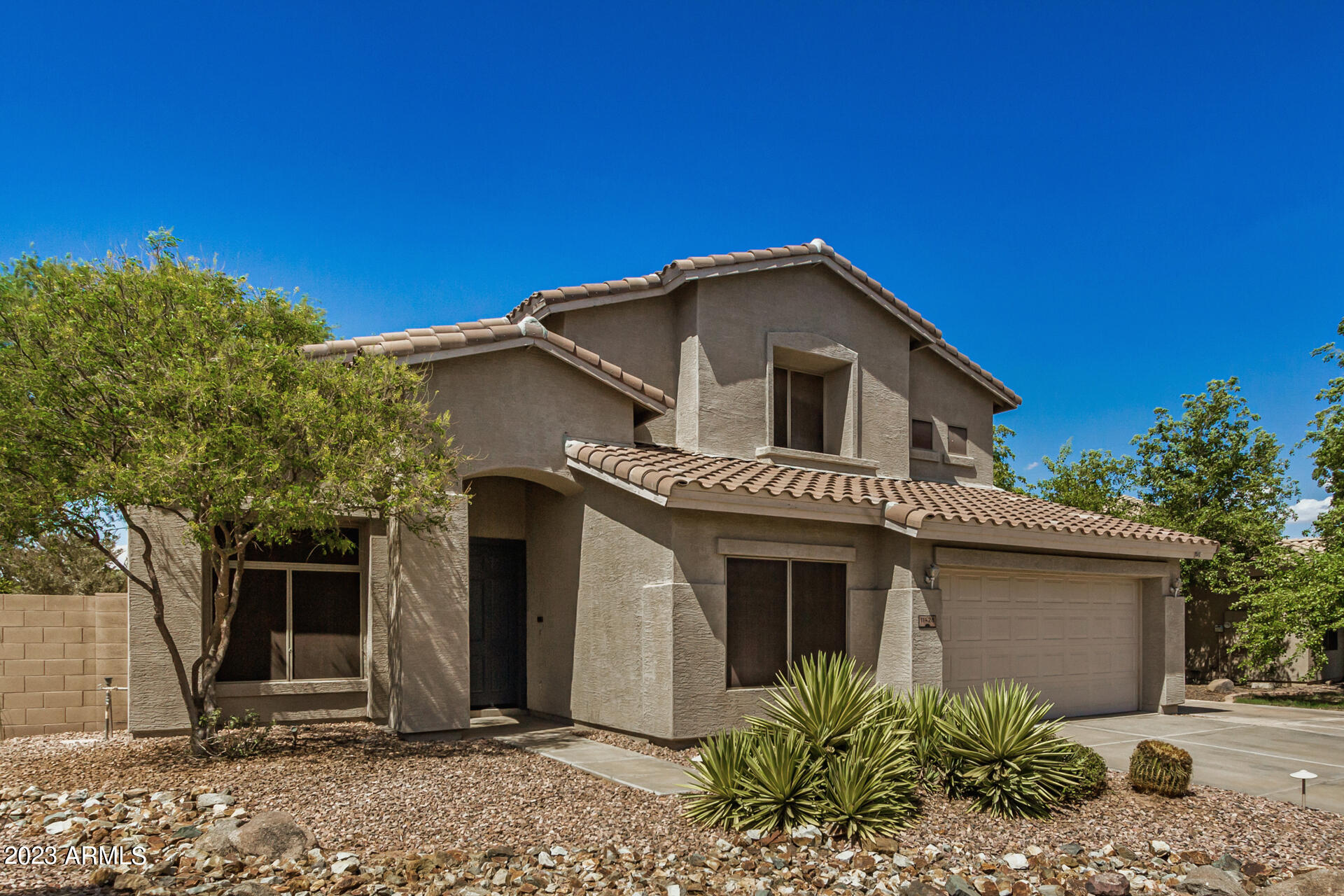 11428 E SONRISA Avenue