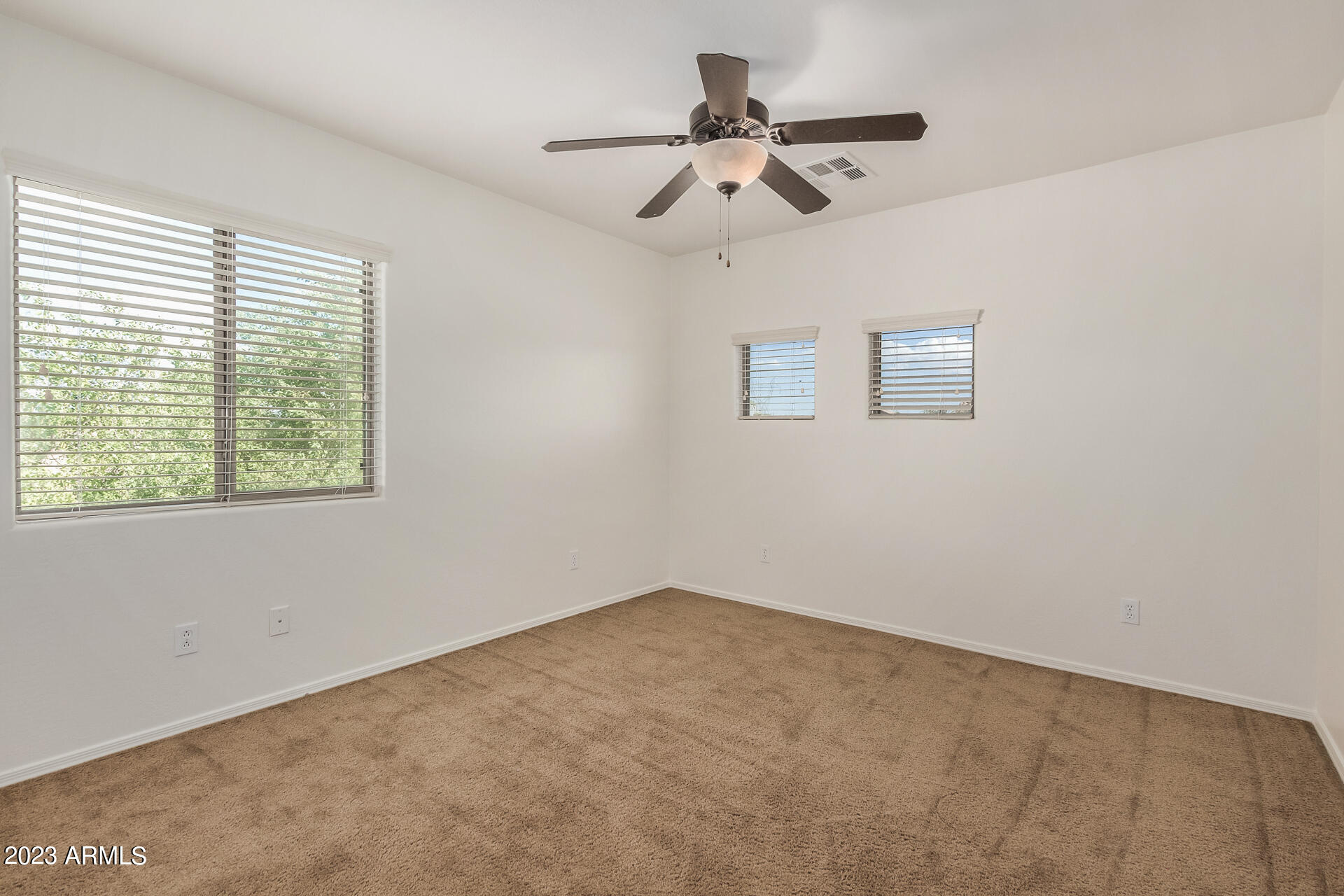 11428 E SONRISA Avenue