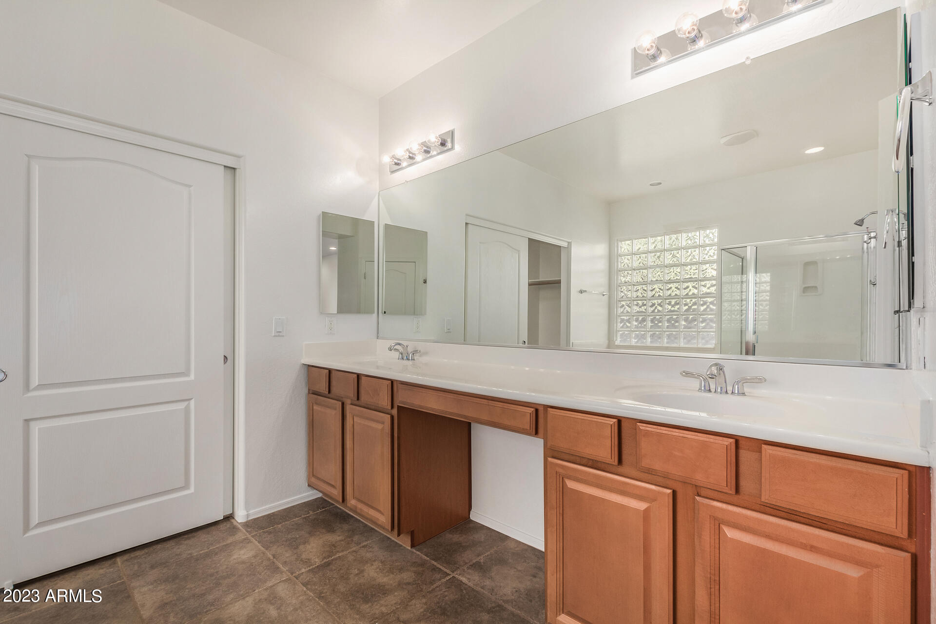 11428 E SONRISA Avenue