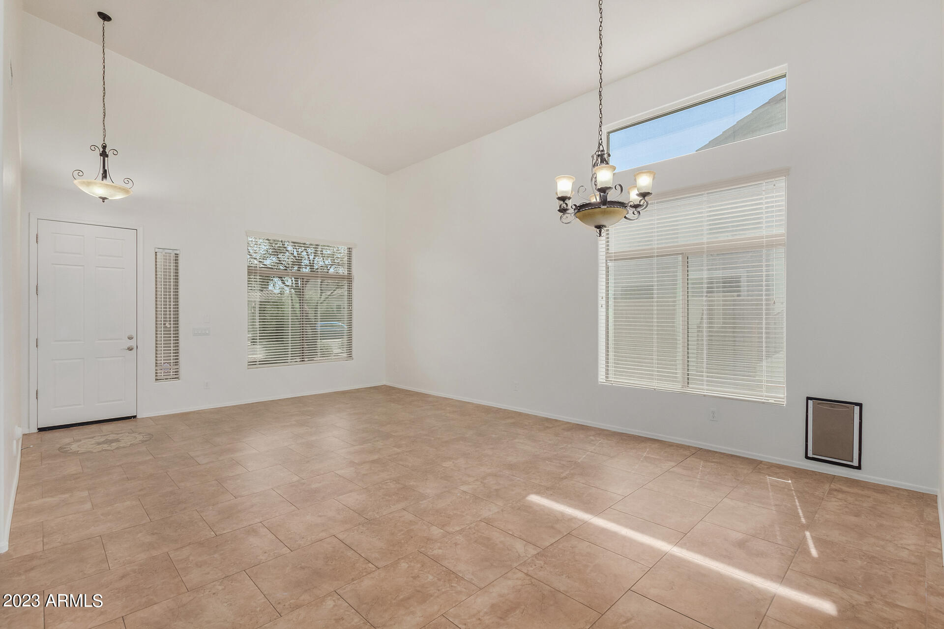 11428 E SONRISA Avenue