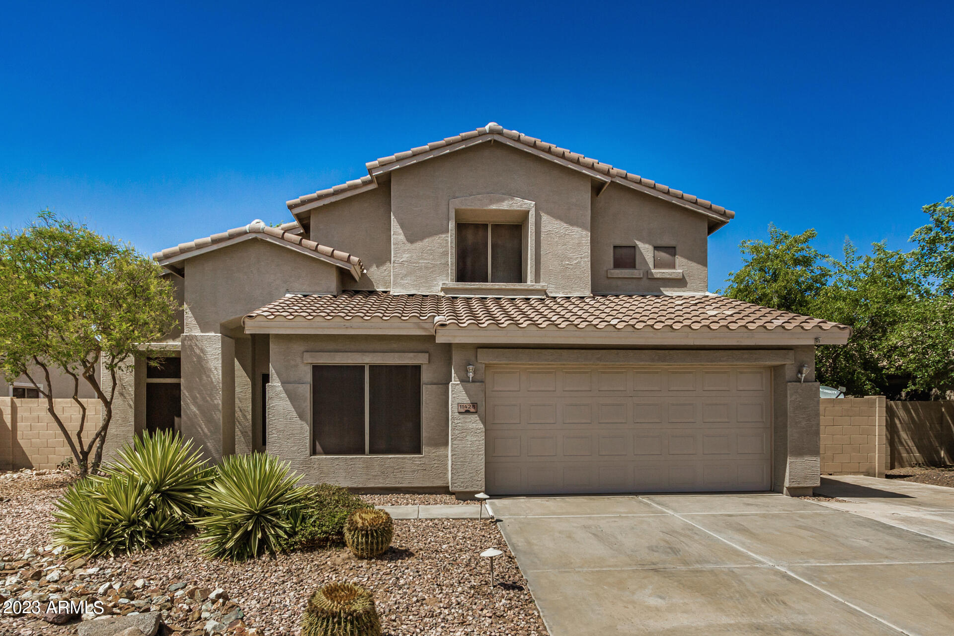 11428 E SONRISA Avenue