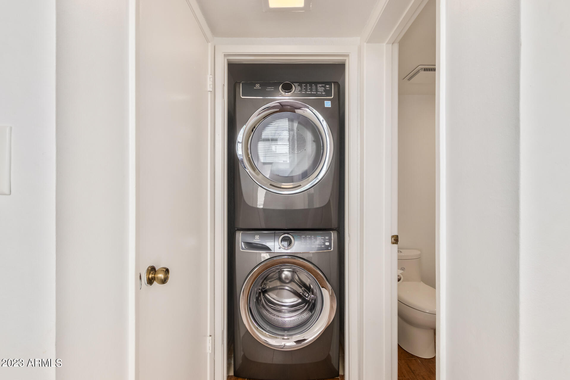 2 W GEORGIA Avenue # 3