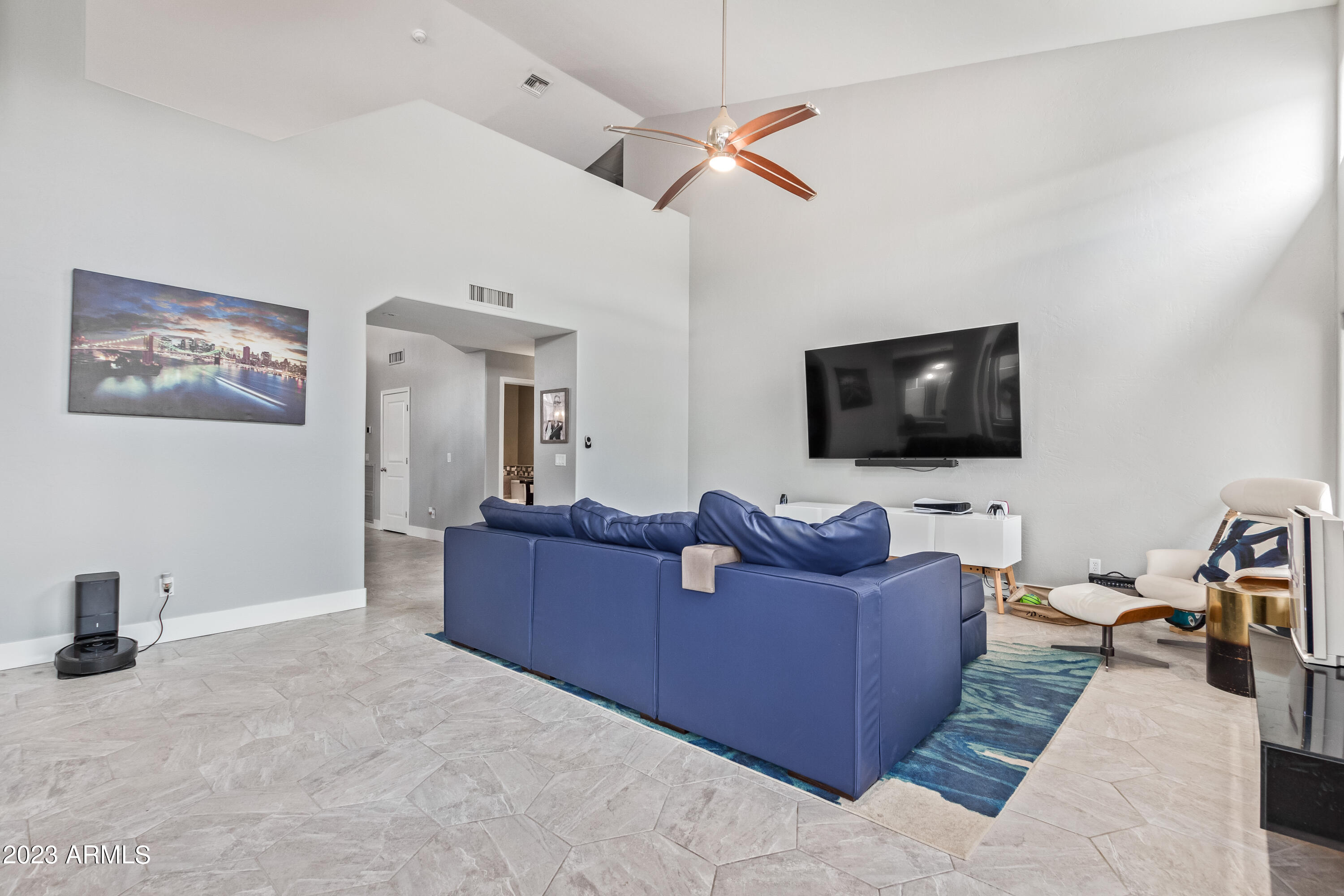 16014 S 35TH Way