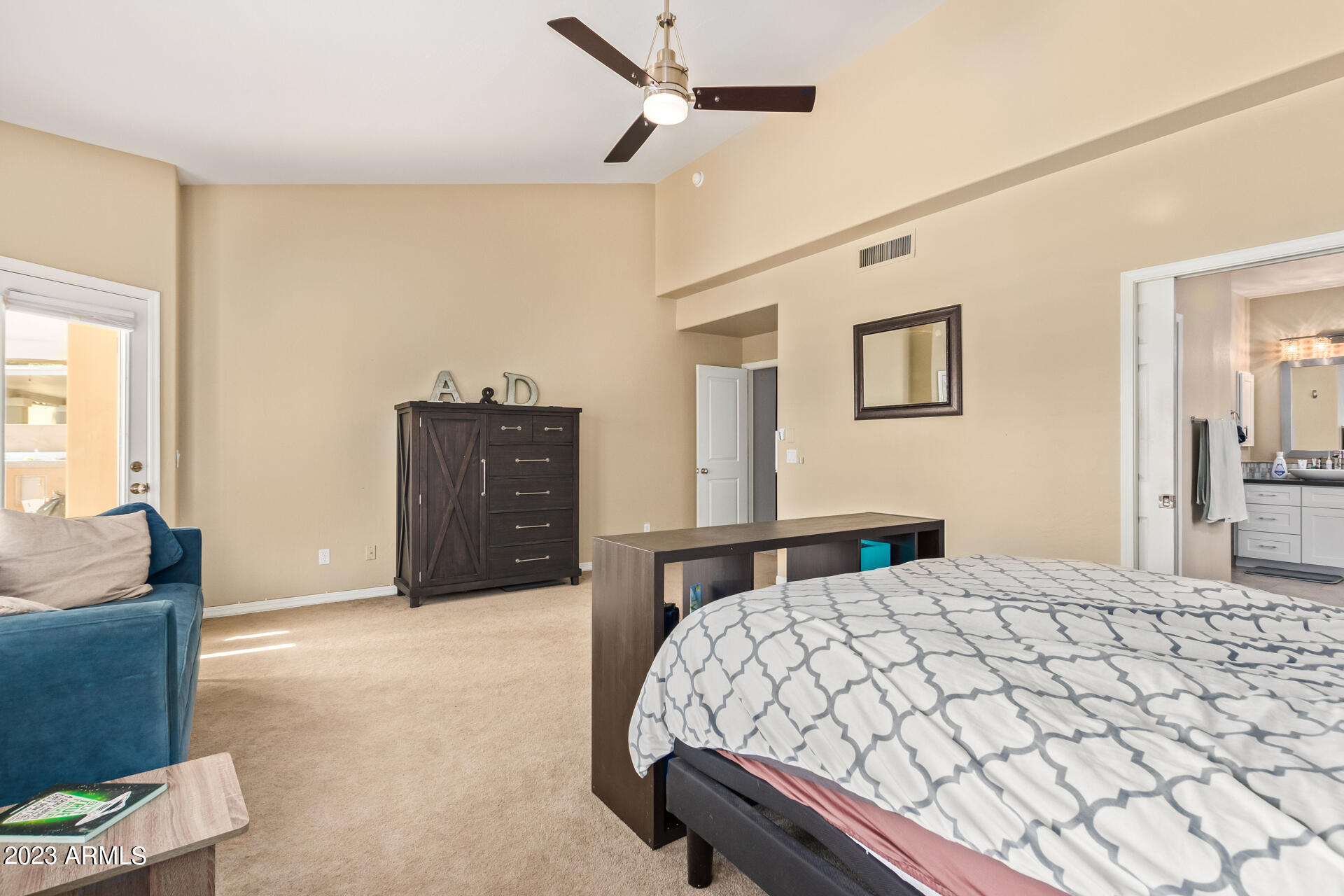 16014 S 35TH Way