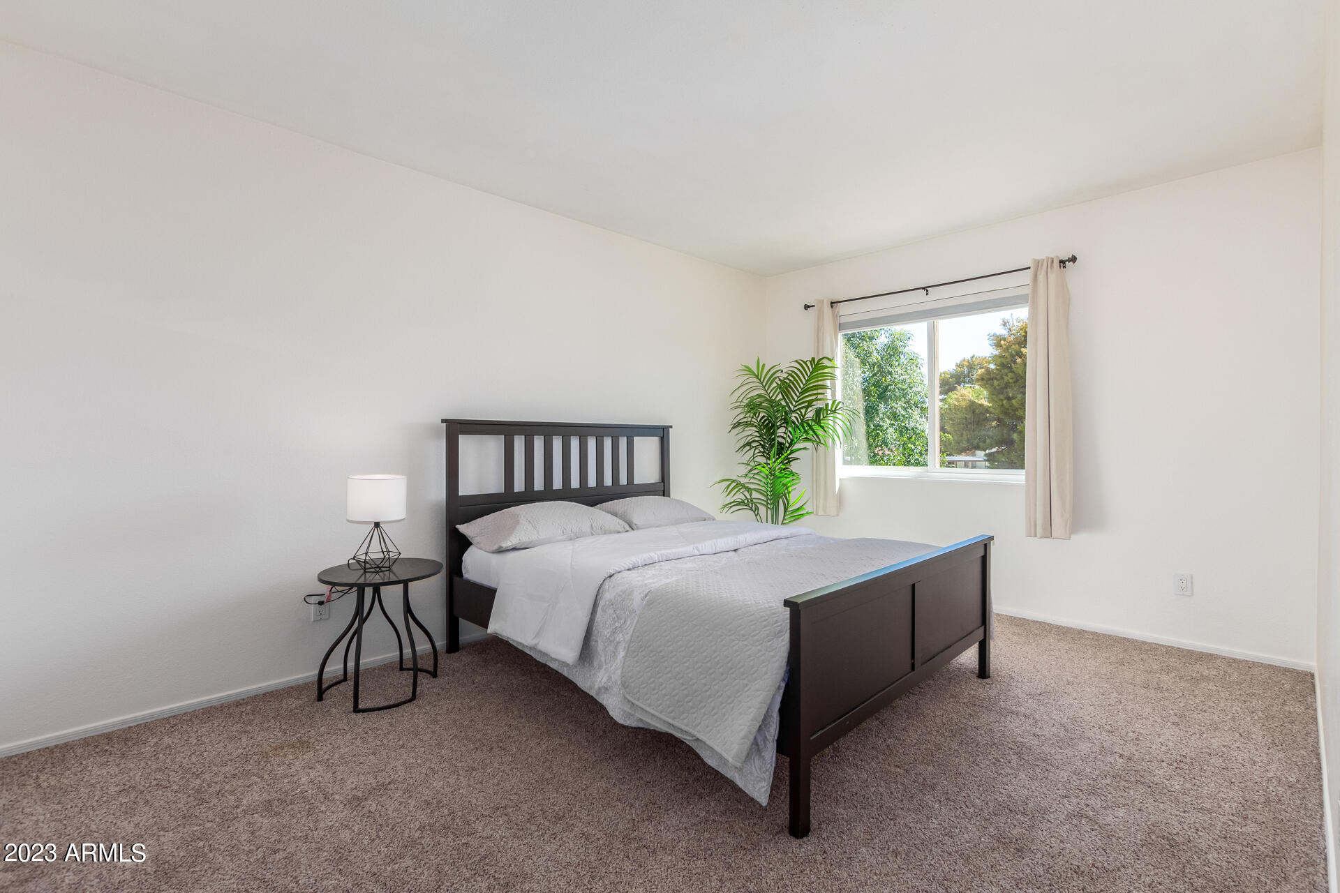 7814 E VALLEY VISTA Drive