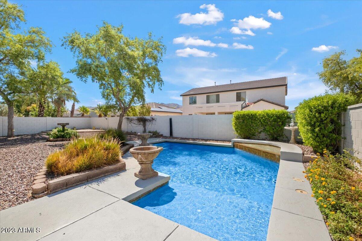 4411 W PASEO Way