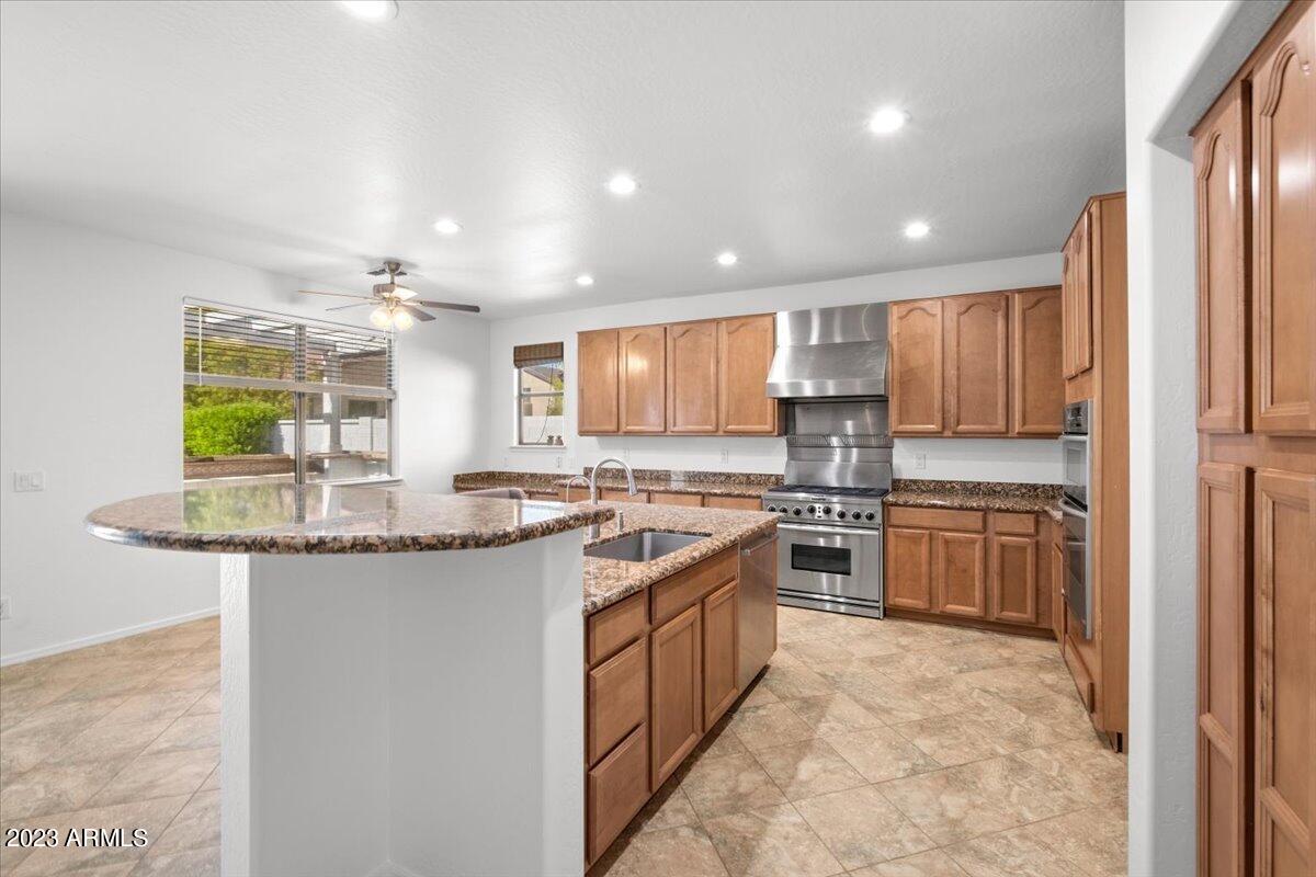 4411 W PASEO Way