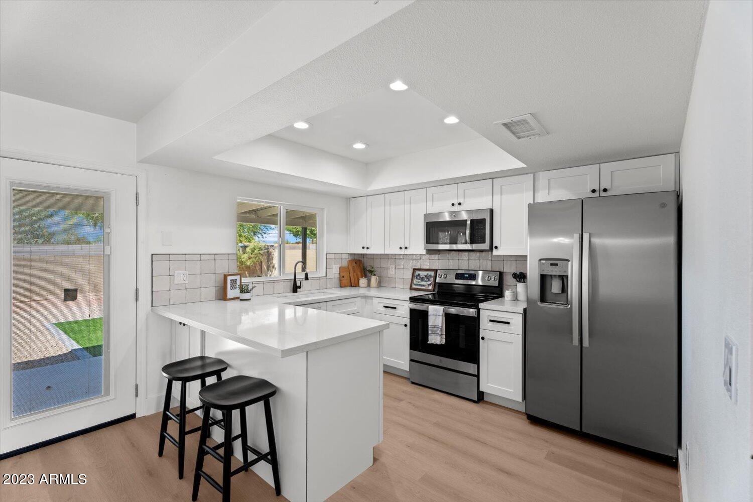 17206 N 32ND Place