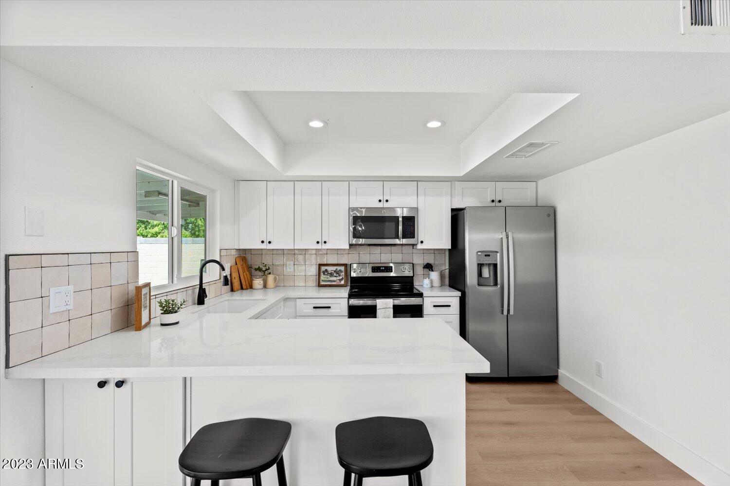 17206 N 32ND Place
