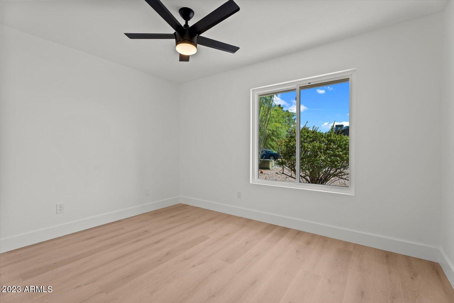 17206 N 32ND Place