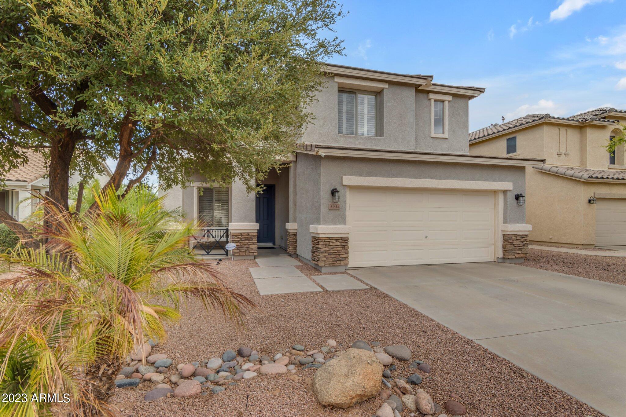 3332 E RAVENSWOOD Drive
