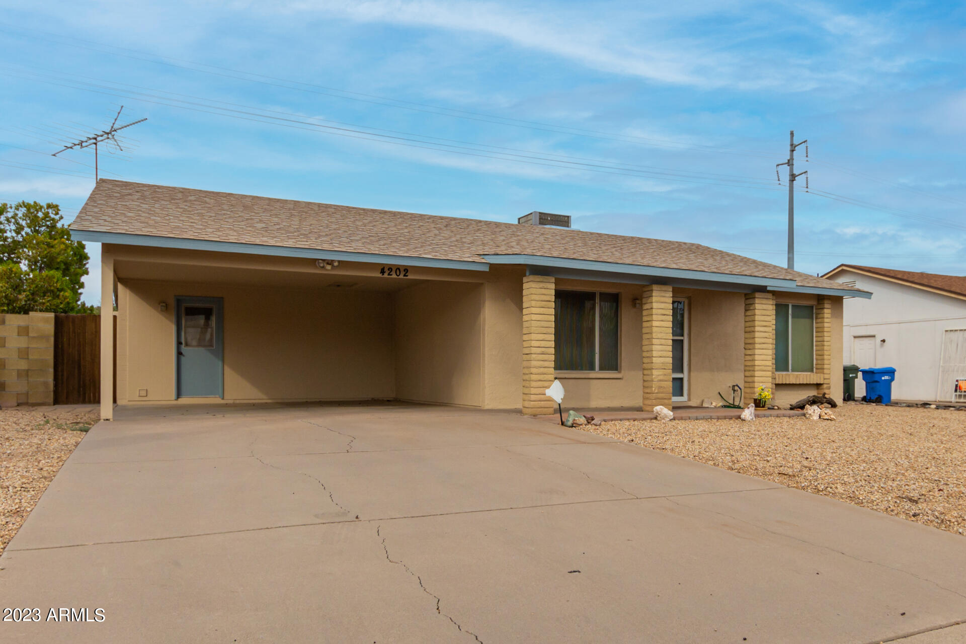 4202 W CAMINO ACEQUIA --