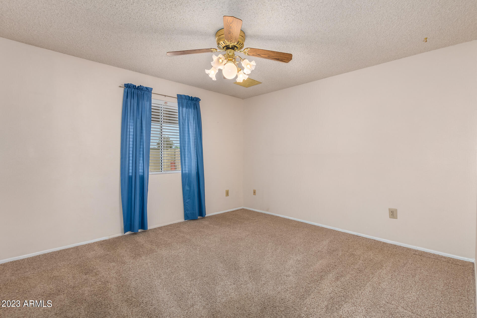 4202 W CAMINO ACEQUIA --