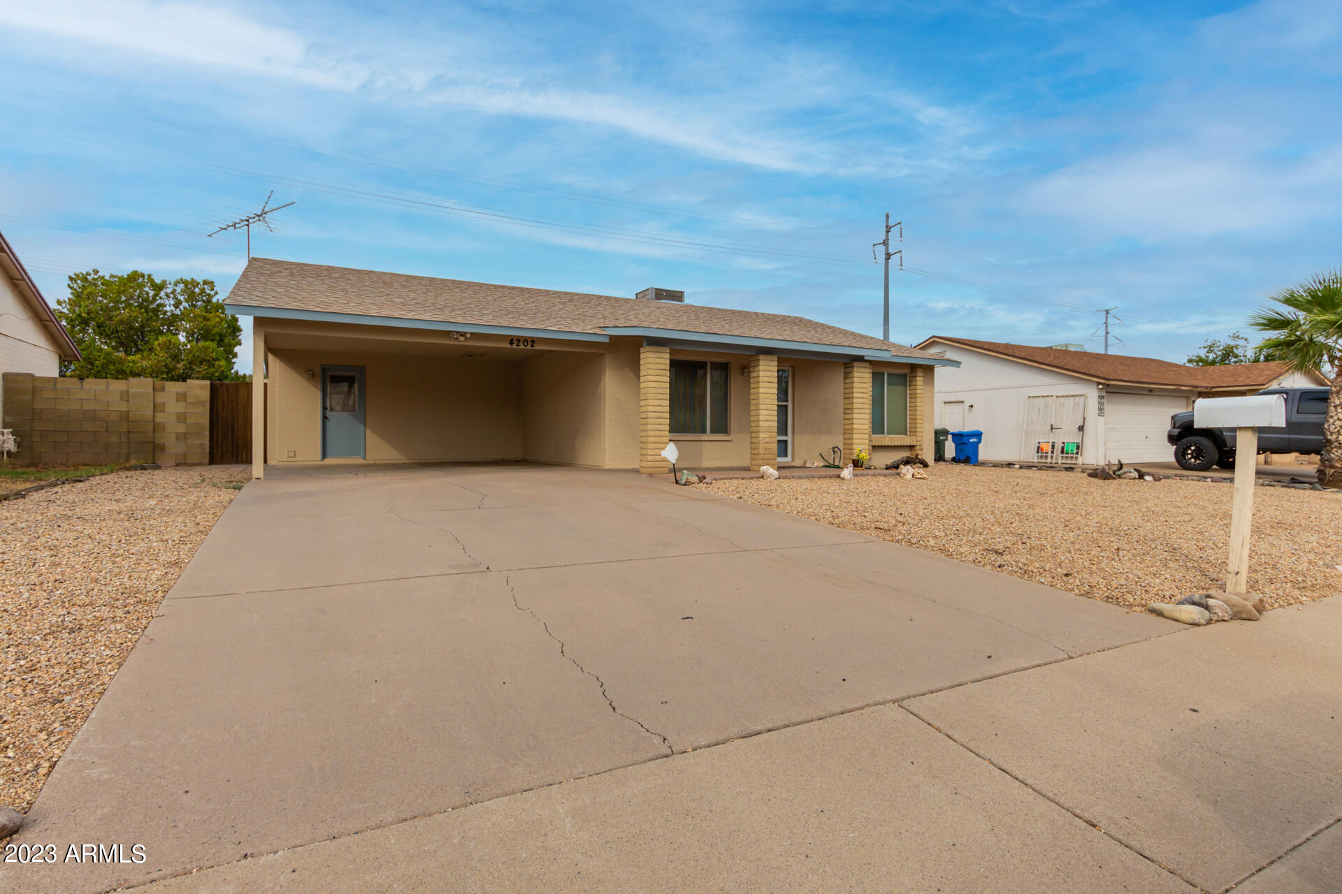 4202 W CAMINO ACEQUIA --