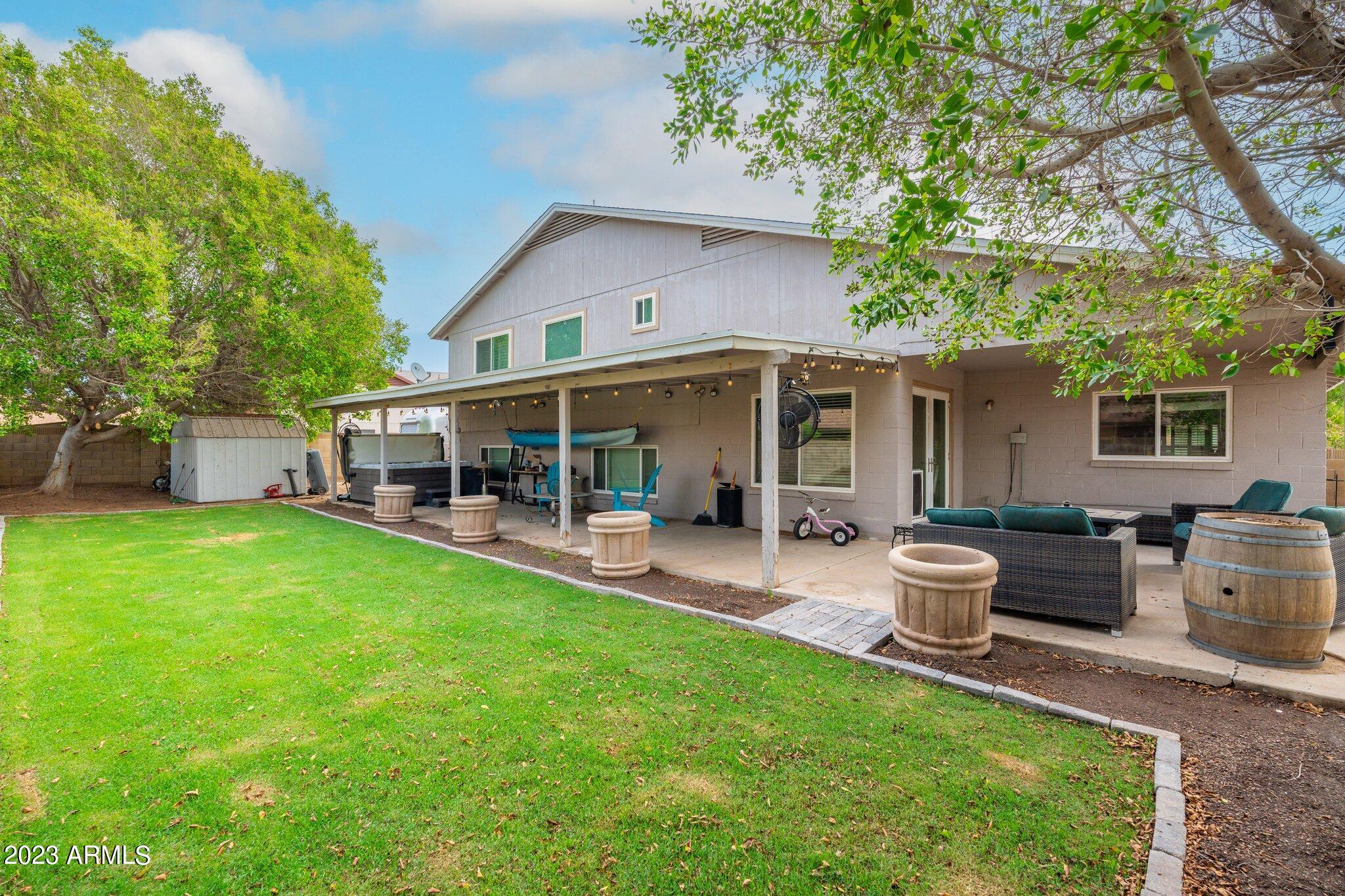 7550 W DAHLIA Drive