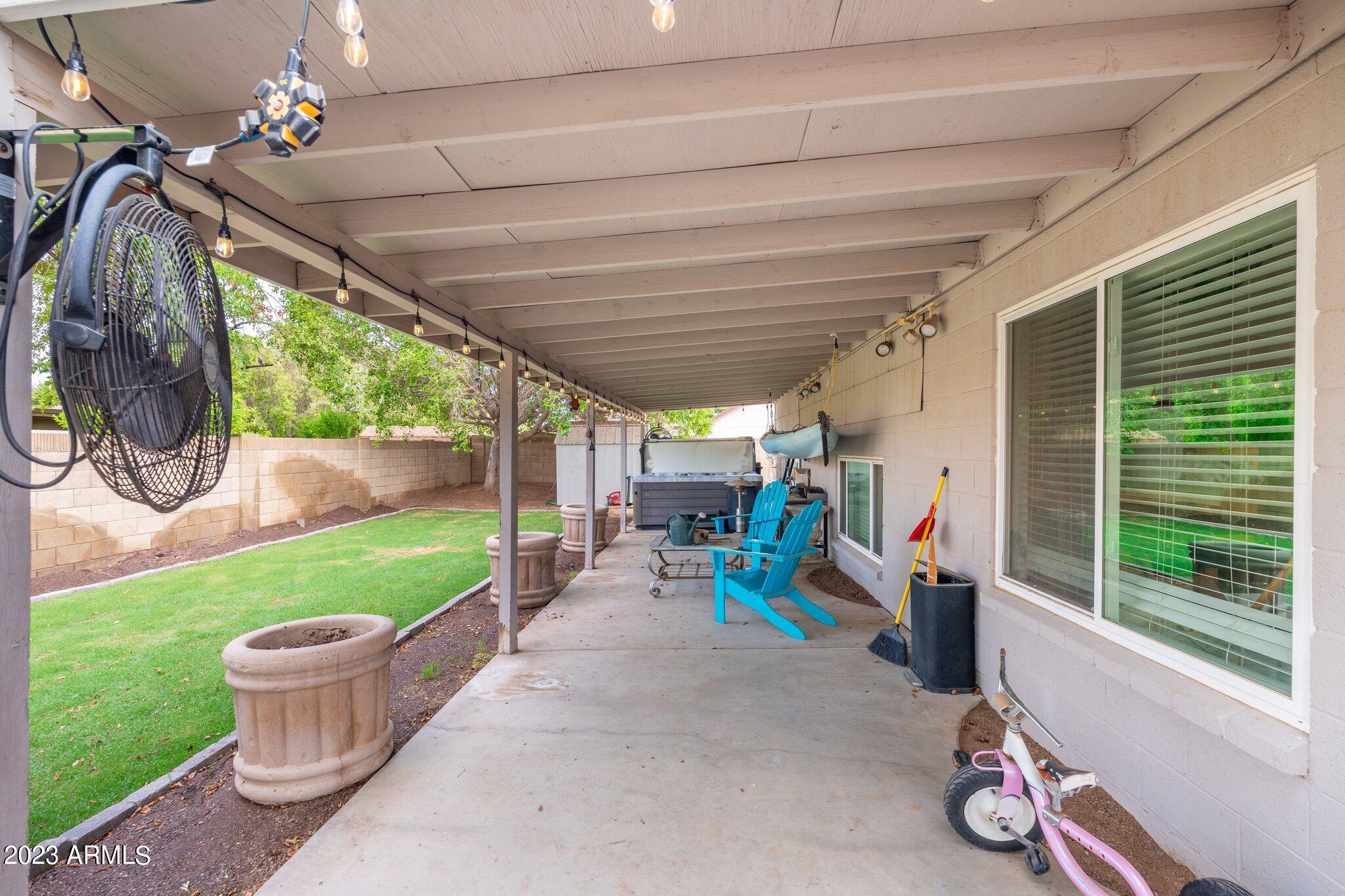 7550 W DAHLIA Drive
