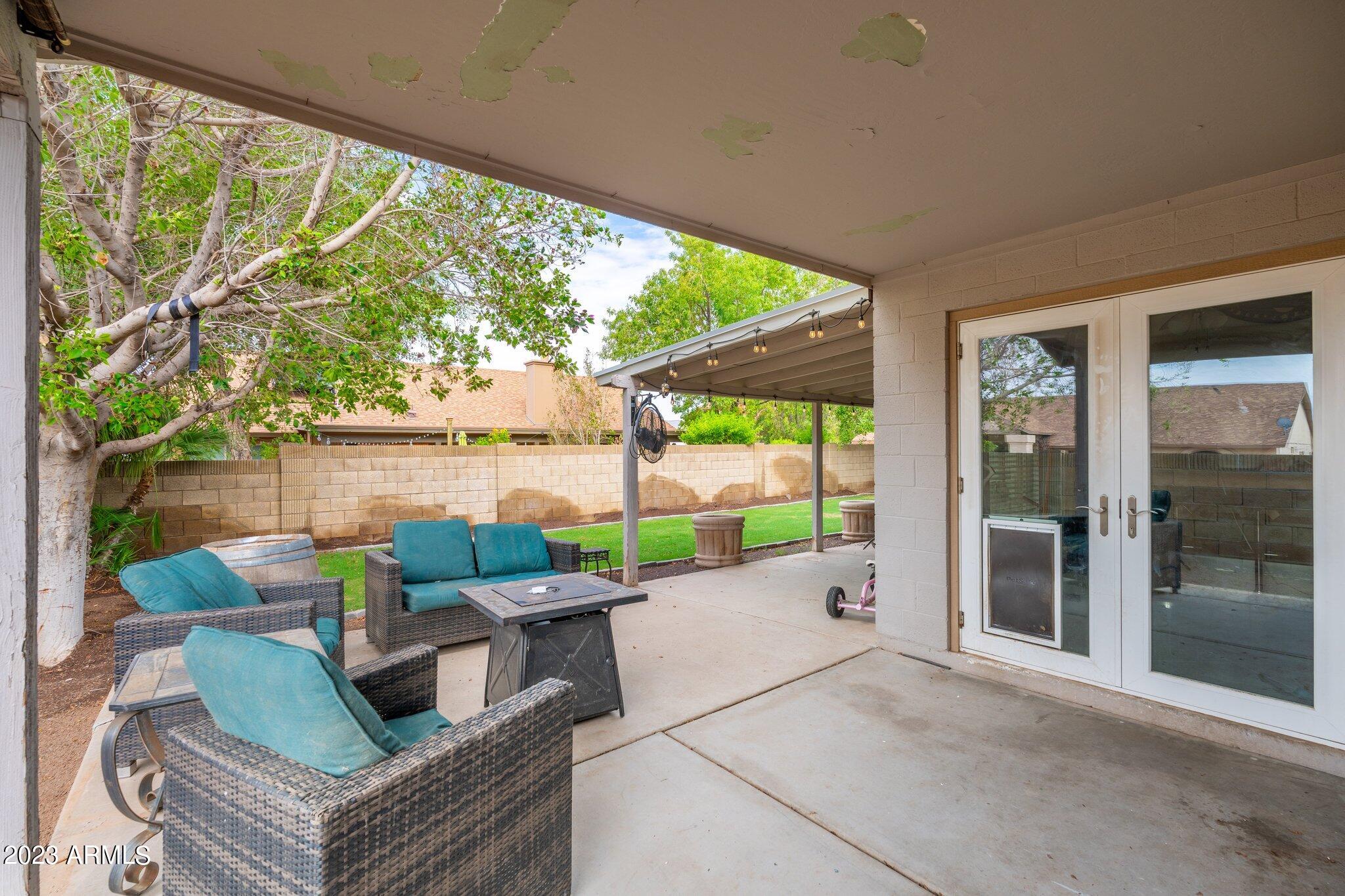 7550 W DAHLIA Drive