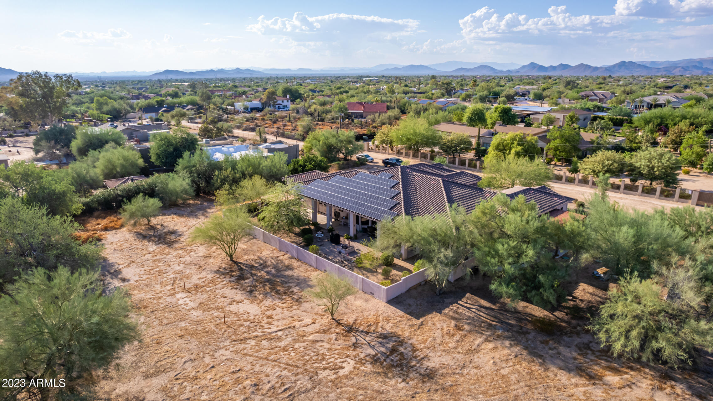 5837 E MARK Lane