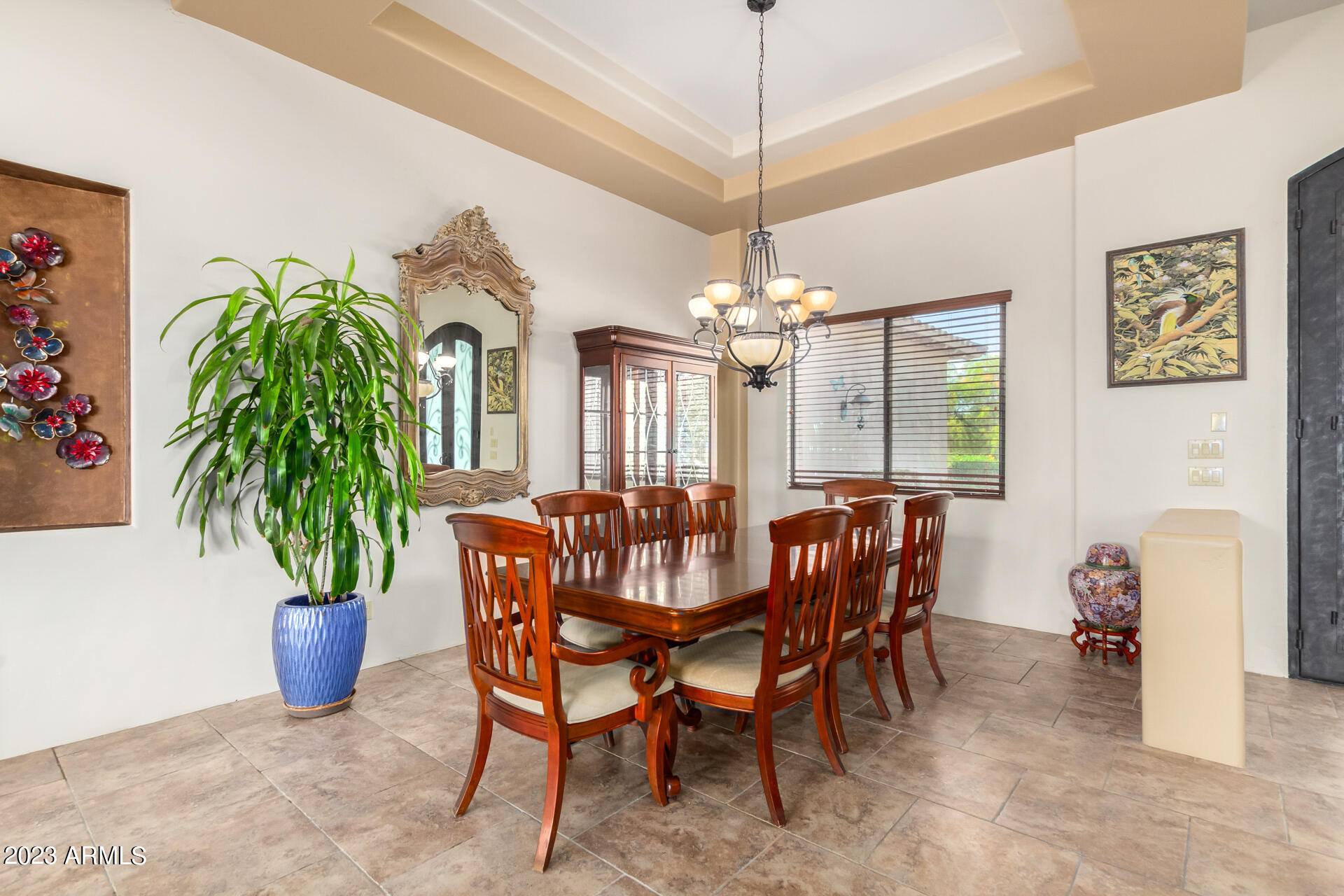 5837 E MARK Lane
