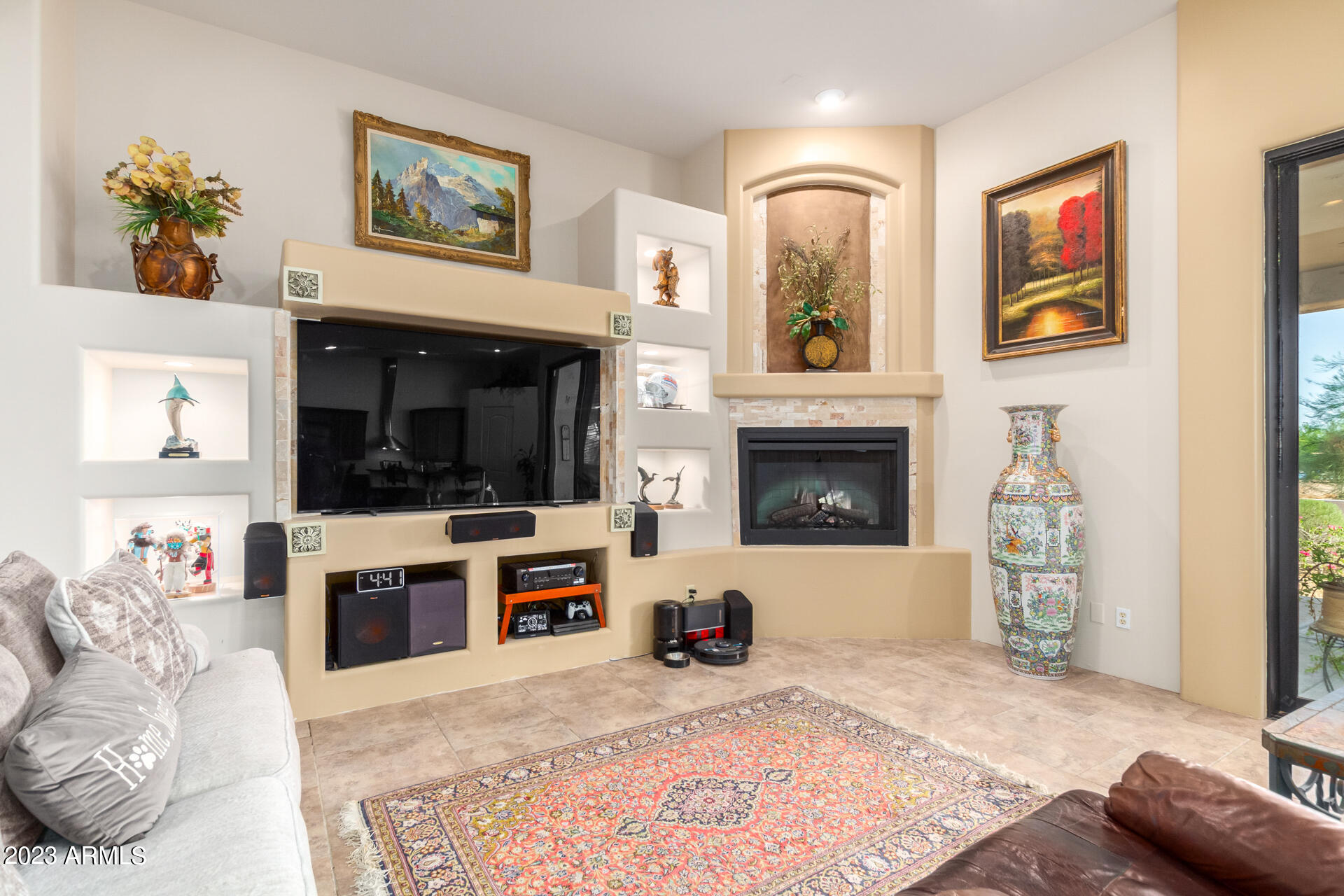 5837 E MARK Lane