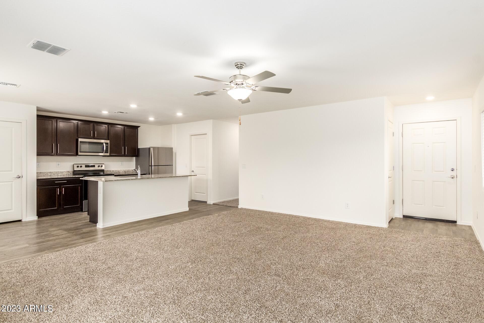 431 W PINTAIL Drive