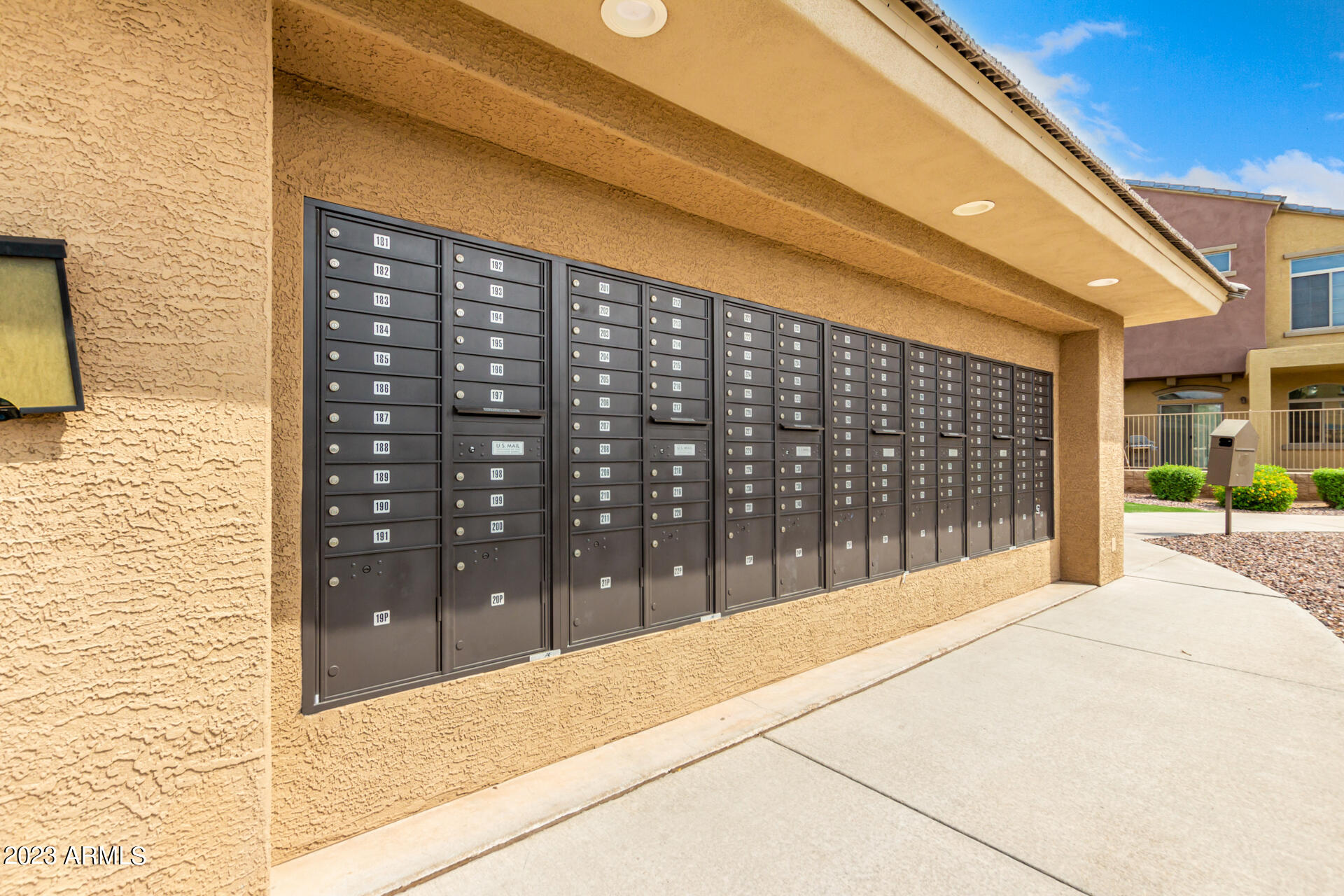 1350 S GREENFIELD Road # 1158