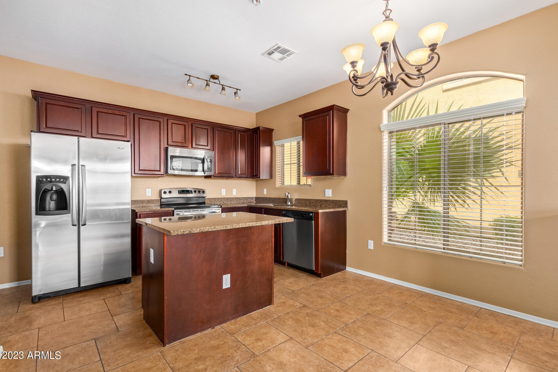 1350 S GREENFIELD Road # 1158