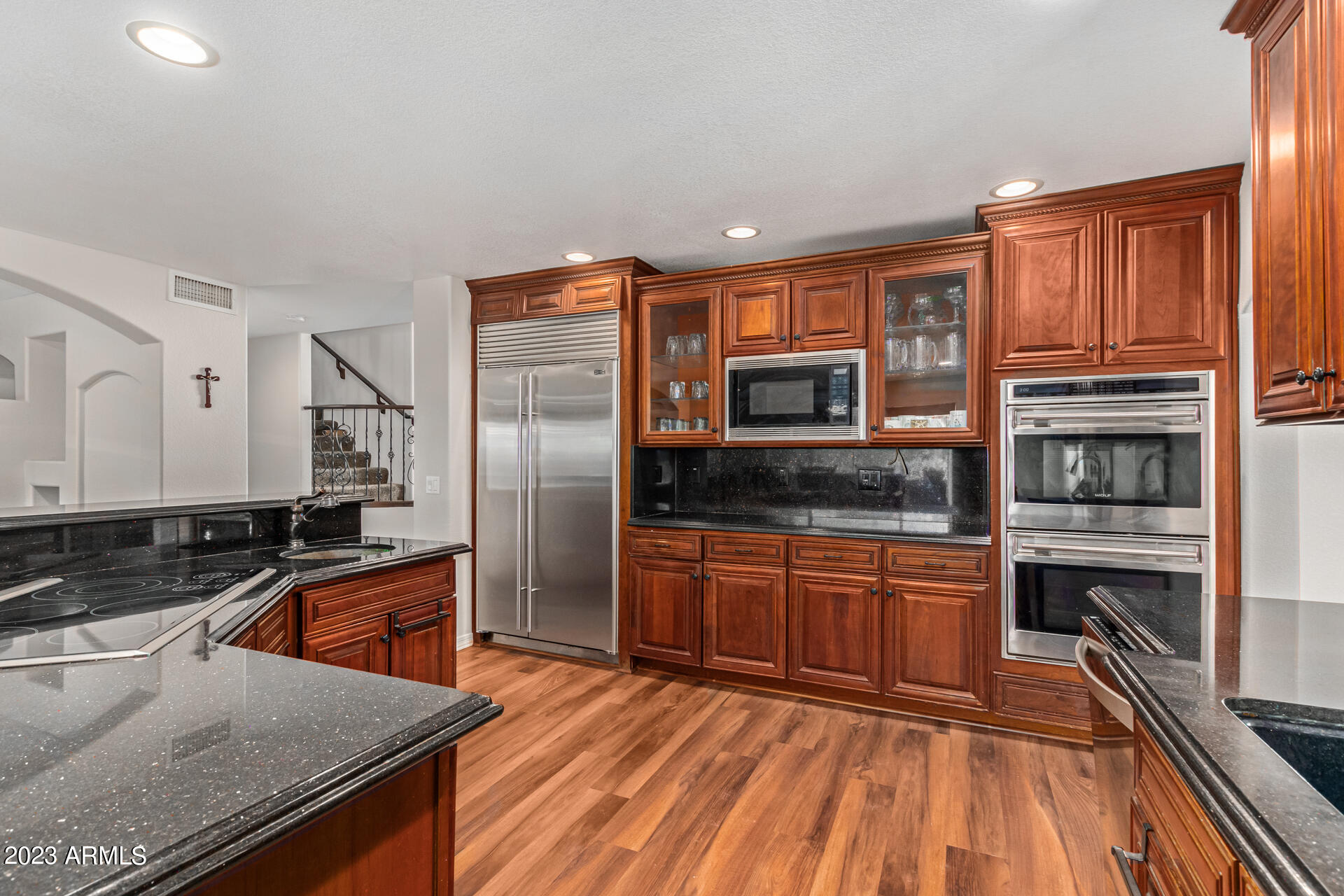 3157 E ROBIN Lane
