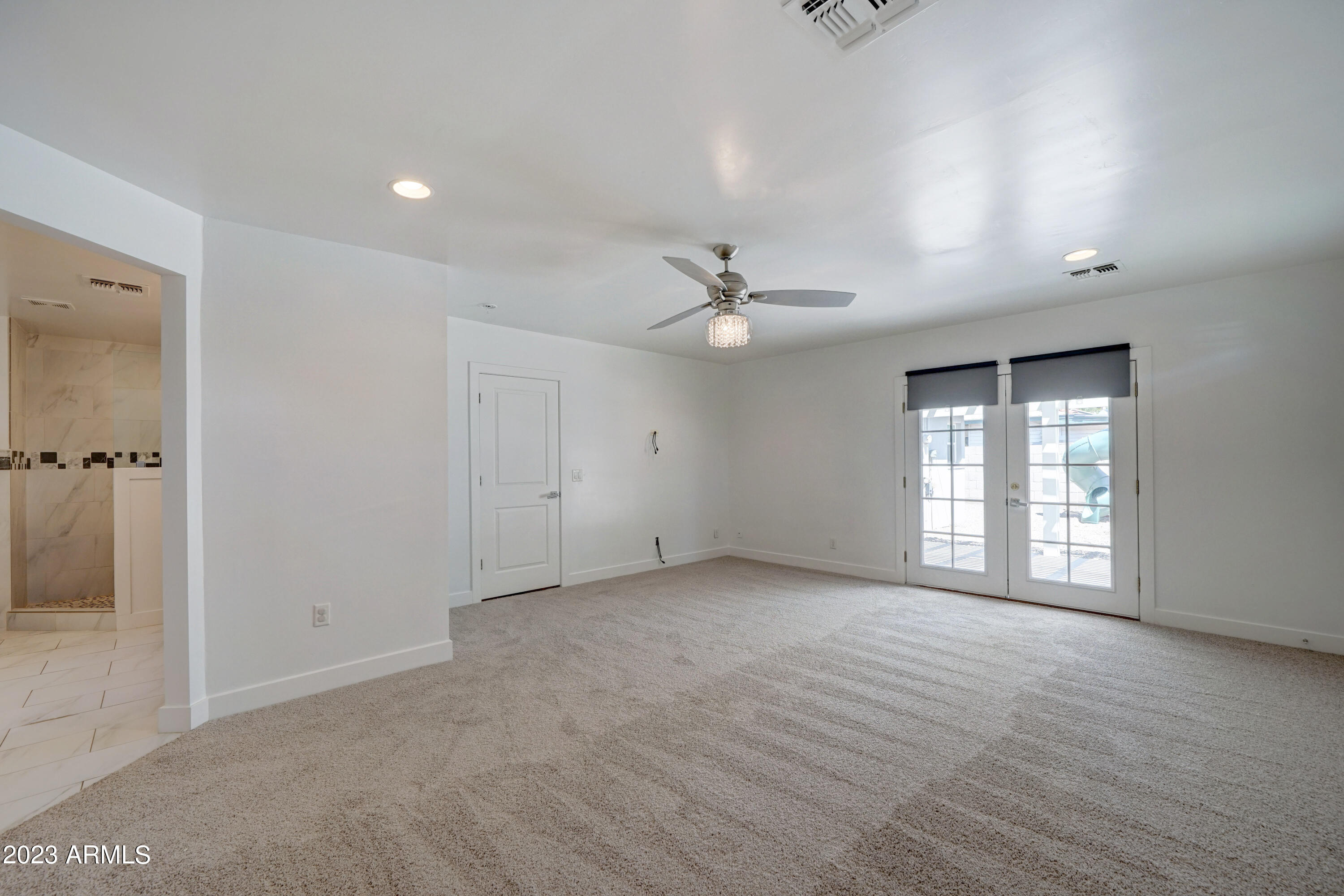4213 E AVALON Drive