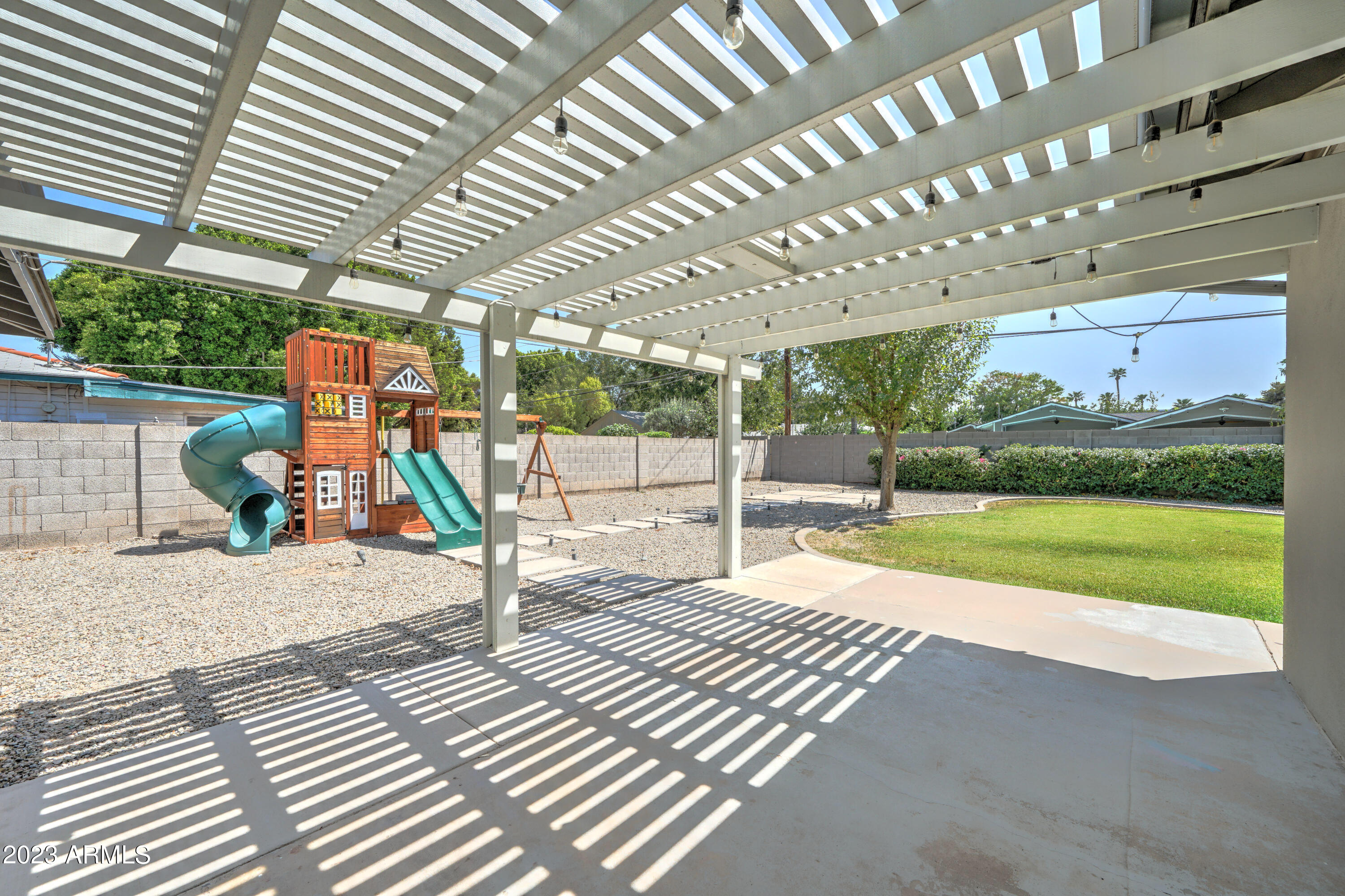4213 E AVALON Drive