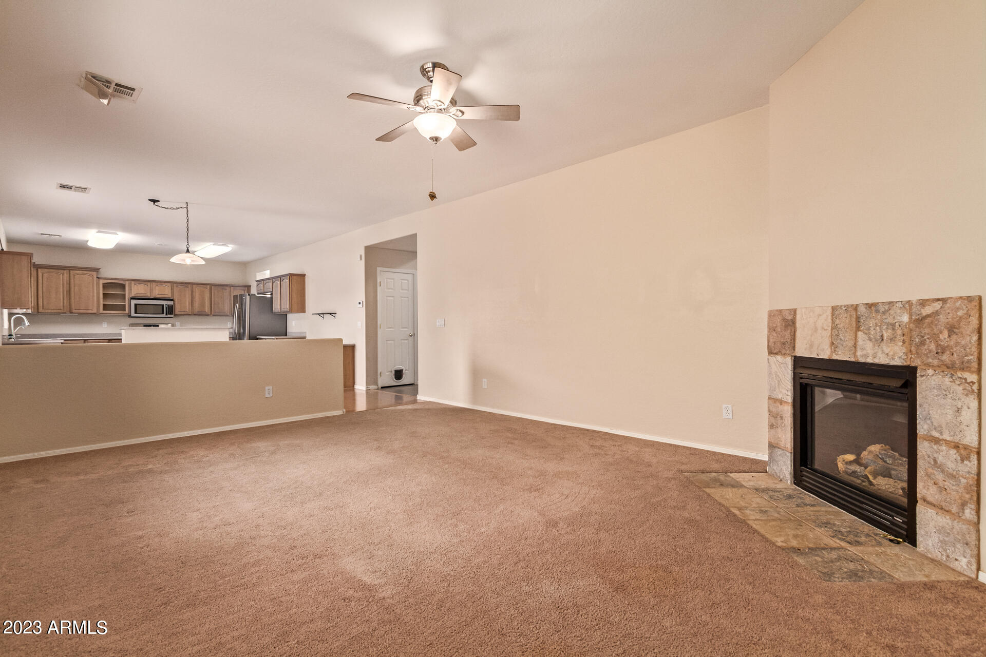 121 N SILVERWOOD Drive