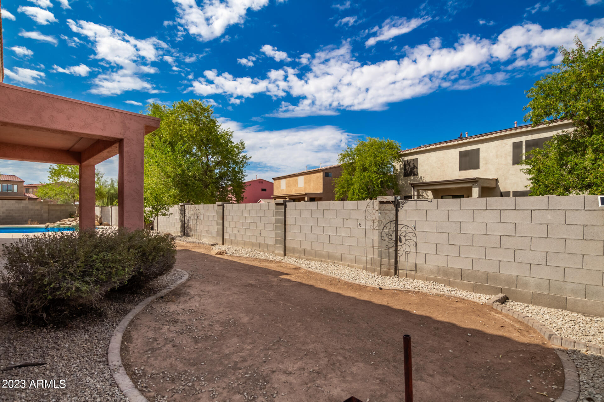 121 N SILVERWOOD Drive