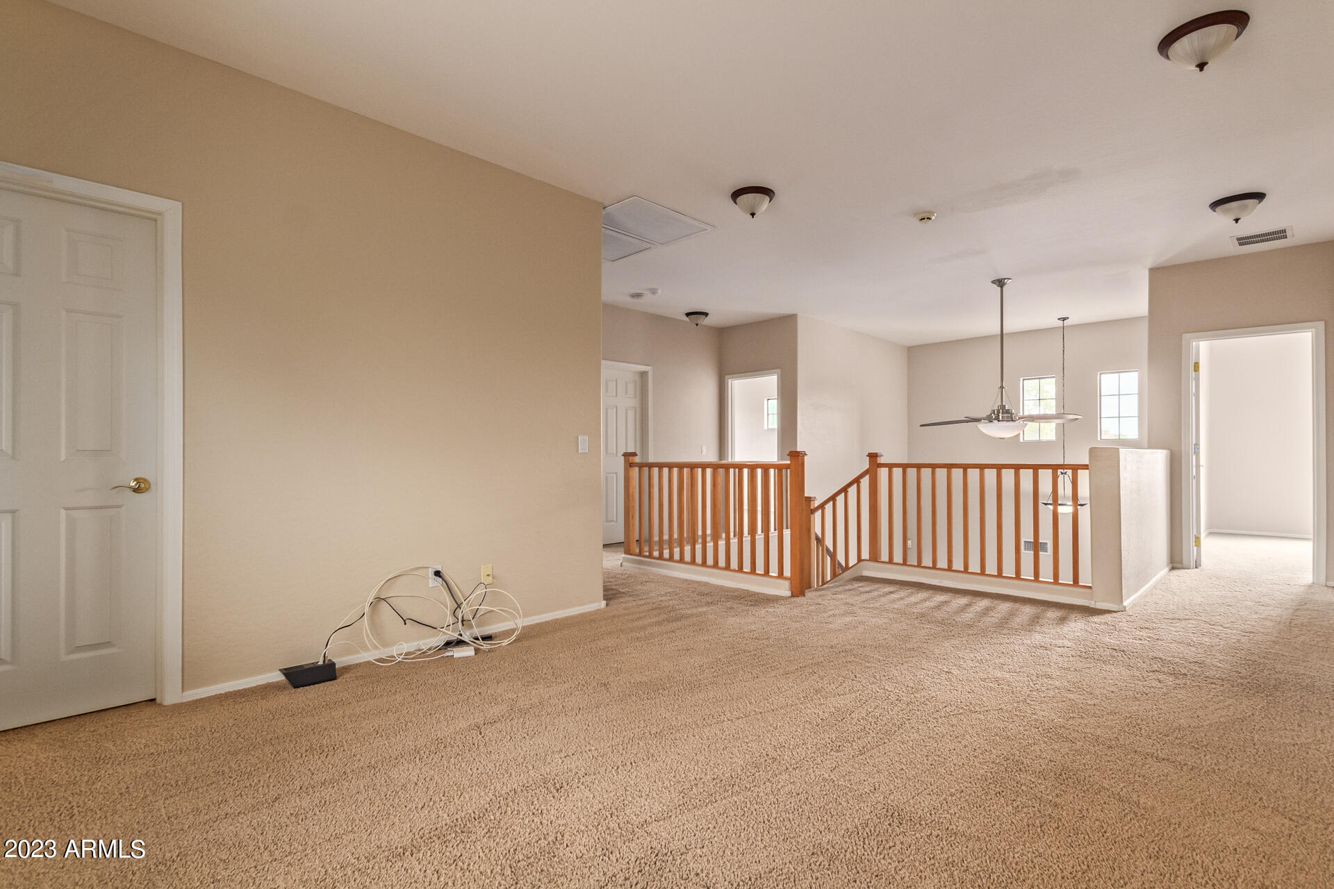 121 N SILVERWOOD Drive