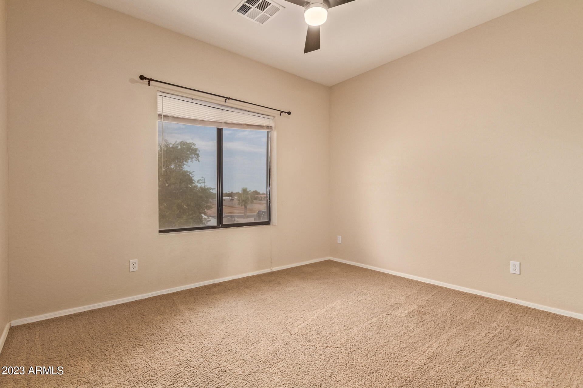 121 N SILVERWOOD Drive