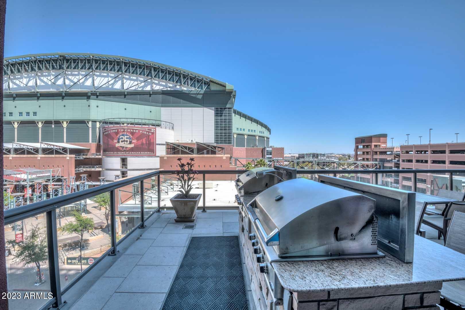 310 S 4TH Street # 1202