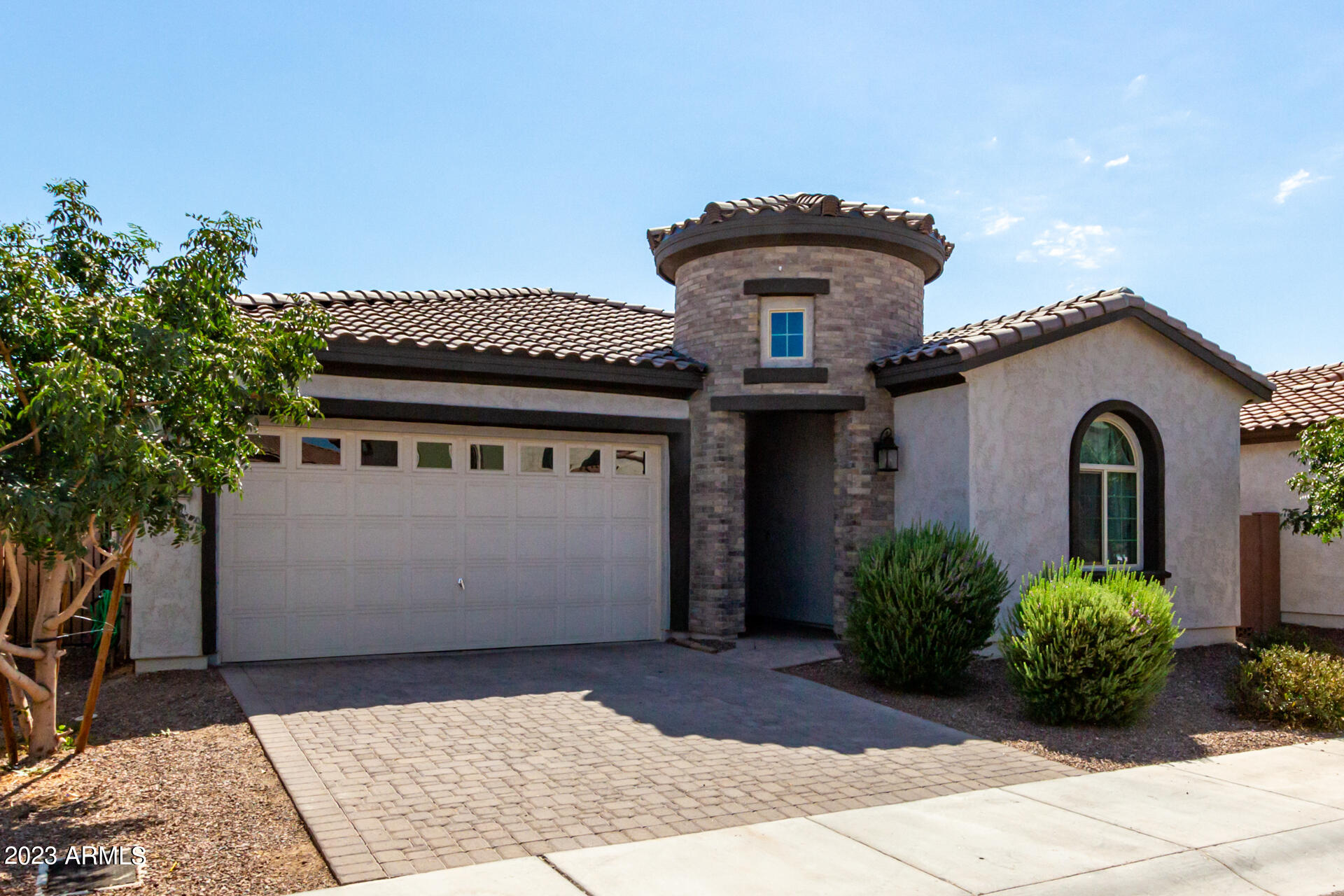 7037 N 84TH Drive