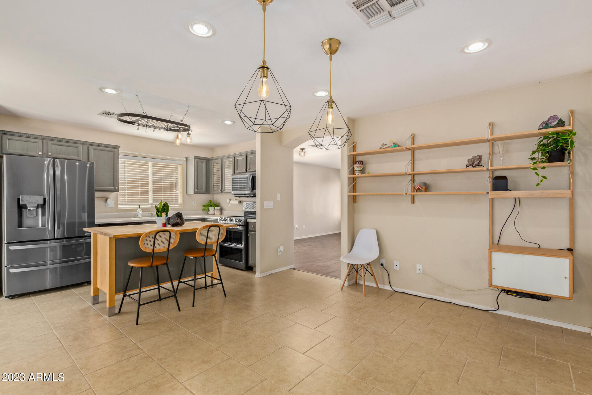 3543 W VIA DEL SOL Drive