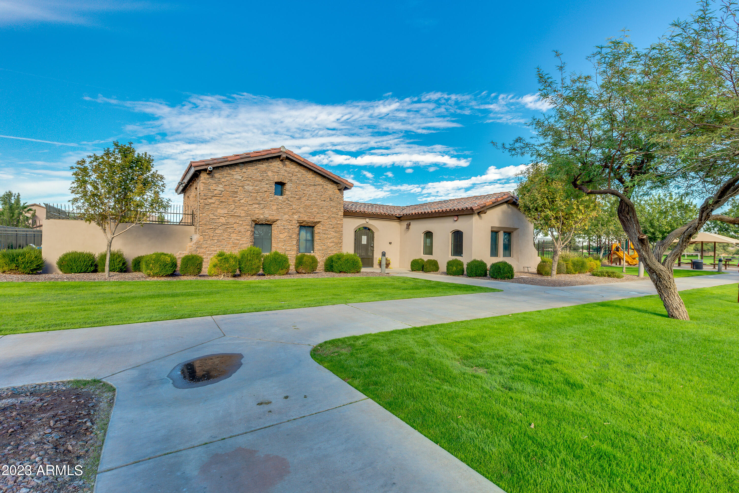 41346 W LUCERA Lane