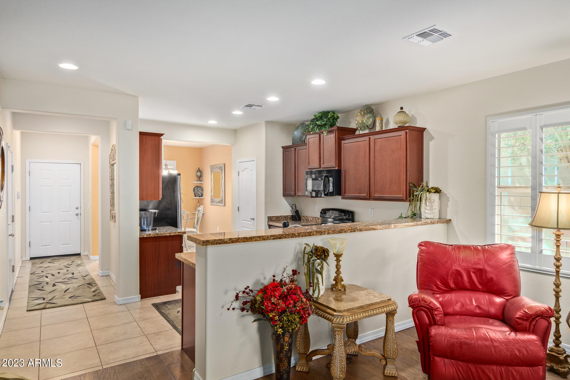 41346 W LUCERA Lane