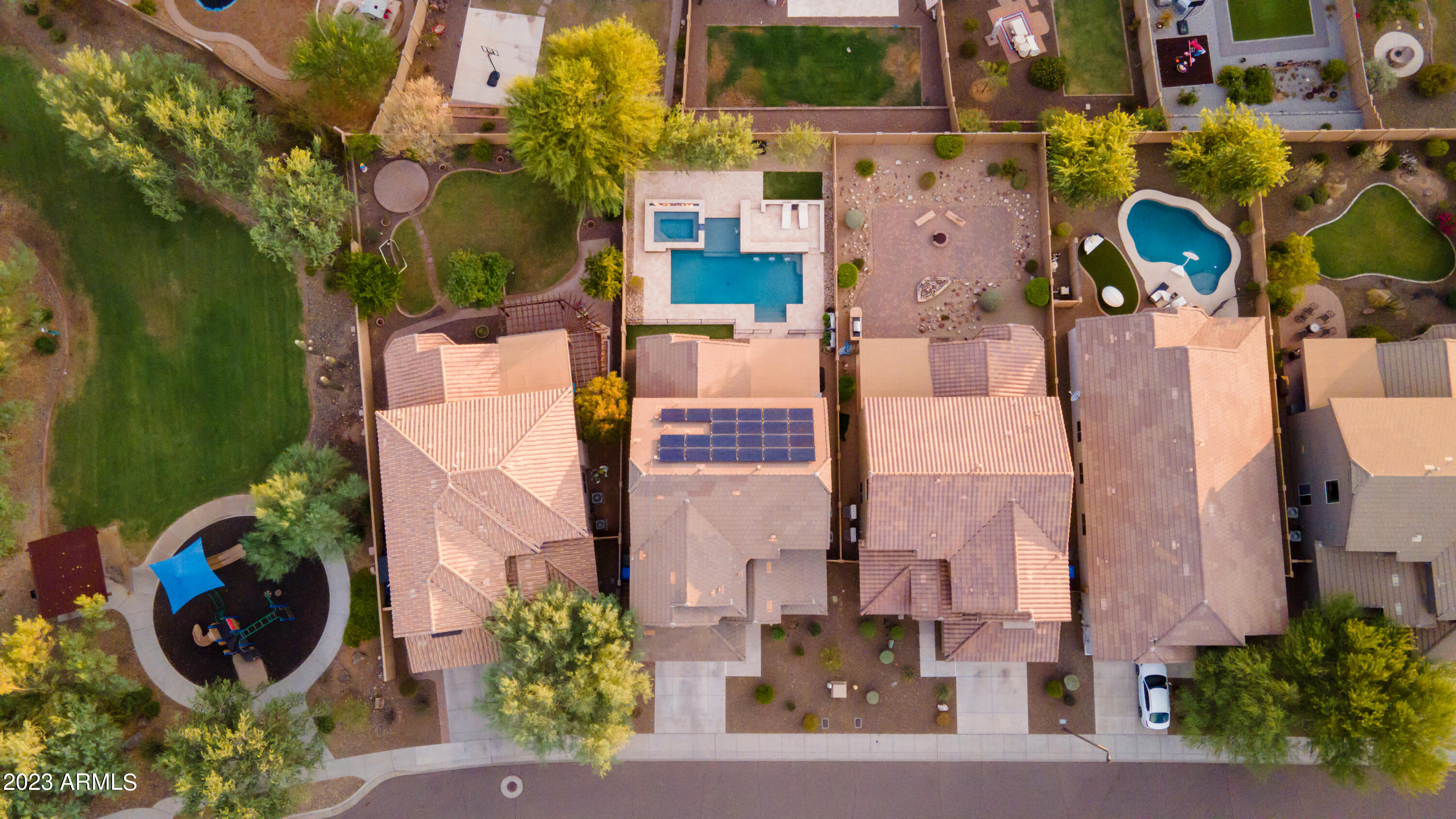 1625 W RED BIRD Road