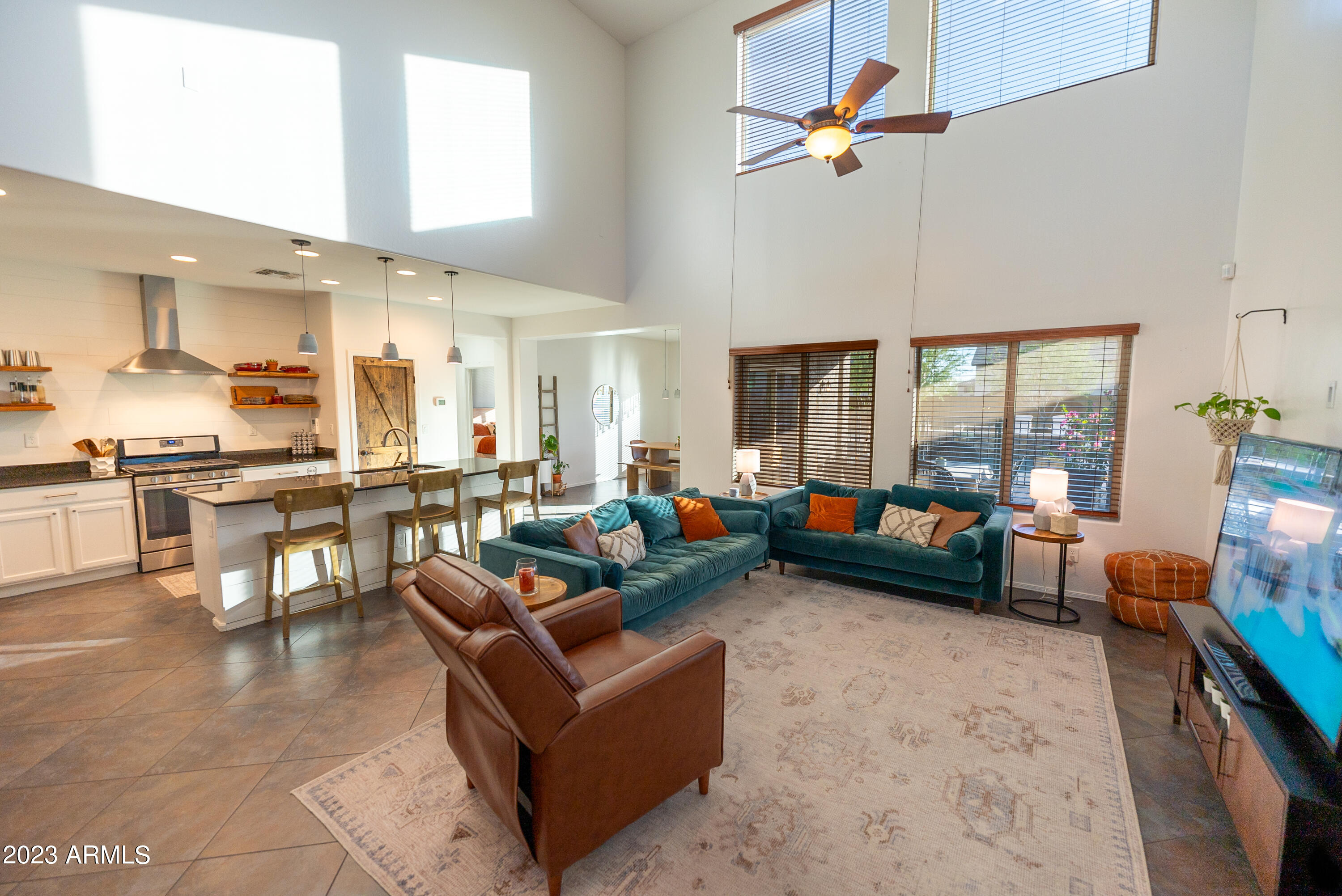 1625 W RED BIRD Road