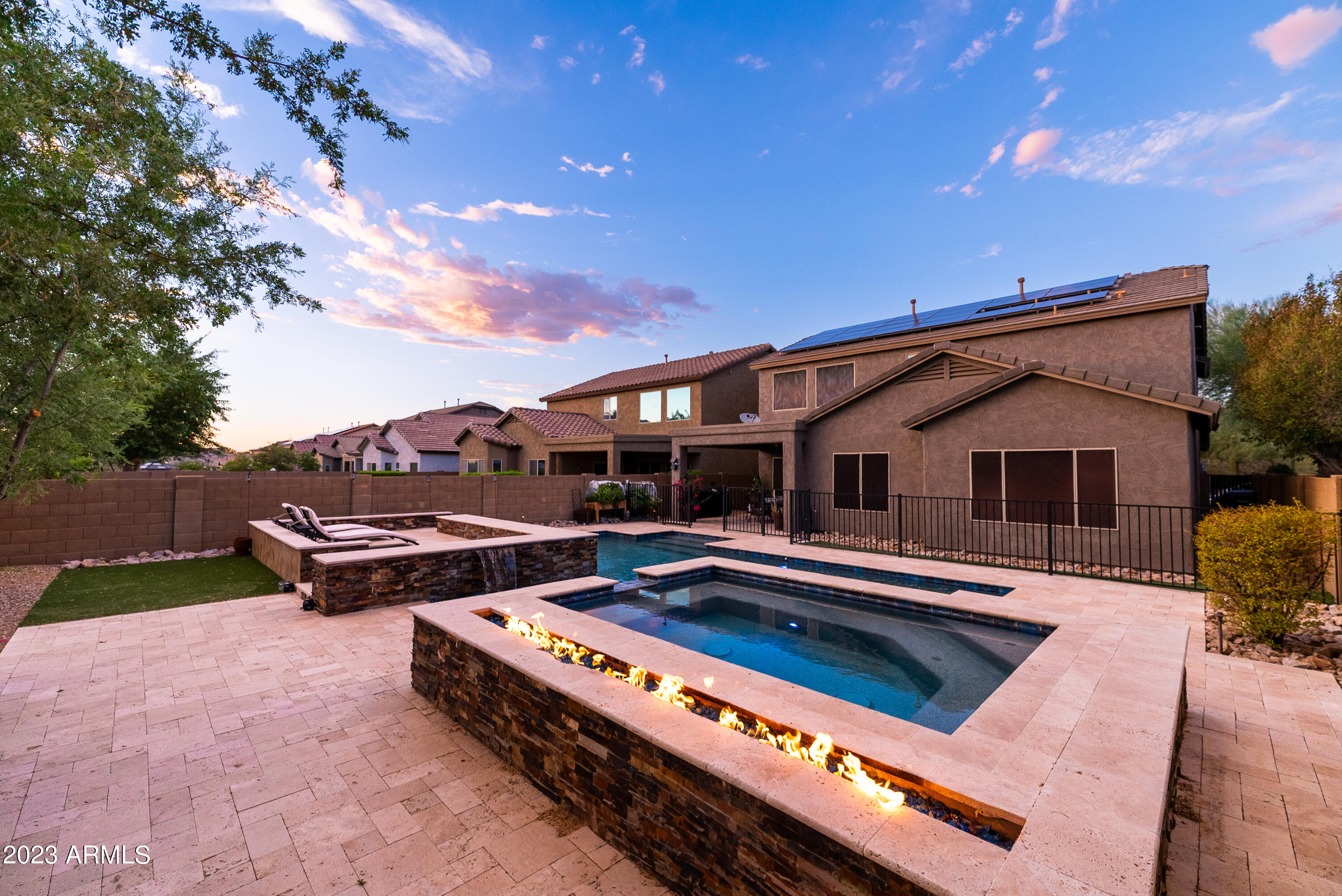 1625 W RED BIRD Road