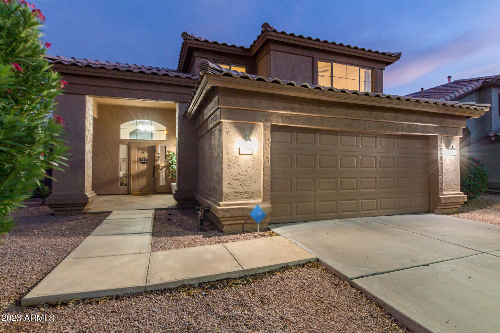 1733 E ASPEN Way