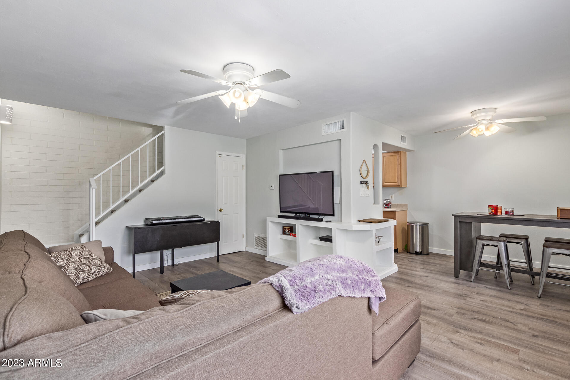 948 S ALMA SCHOOL Road # 85