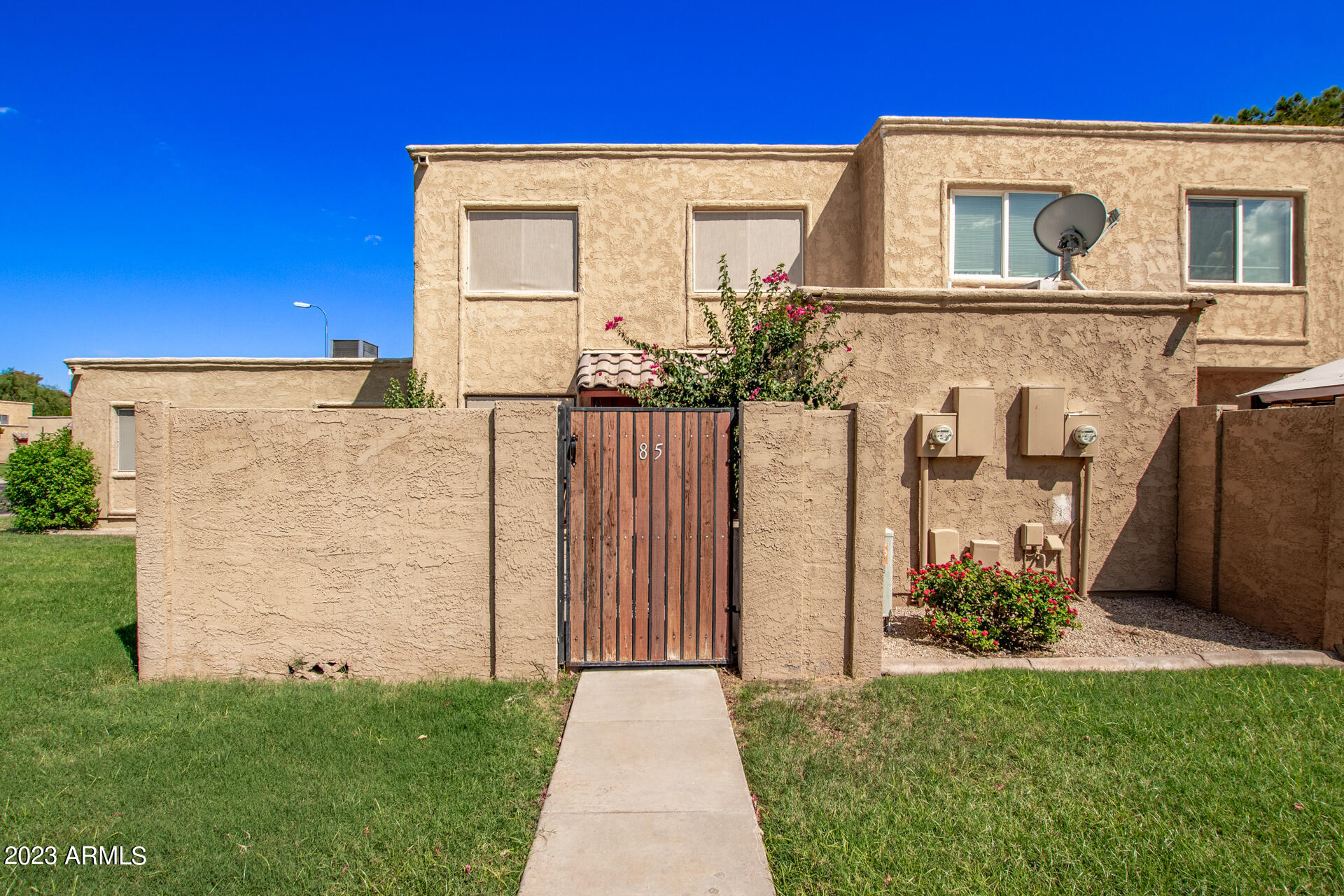 948 S ALMA SCHOOL Road # 85