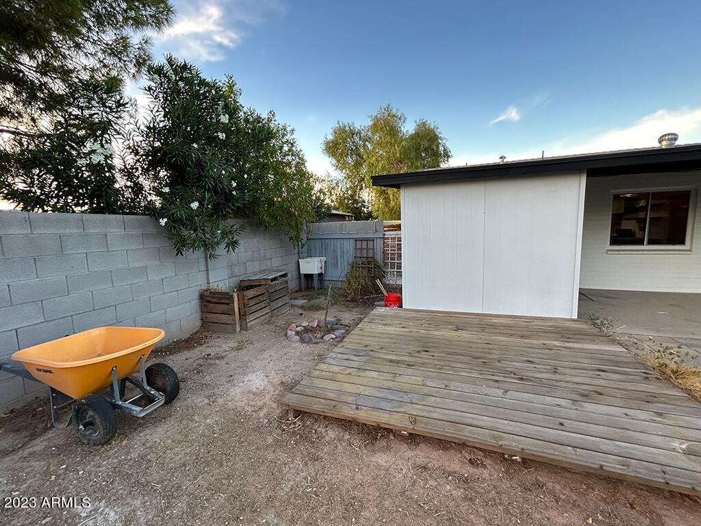 1043 W Romo Jones Street